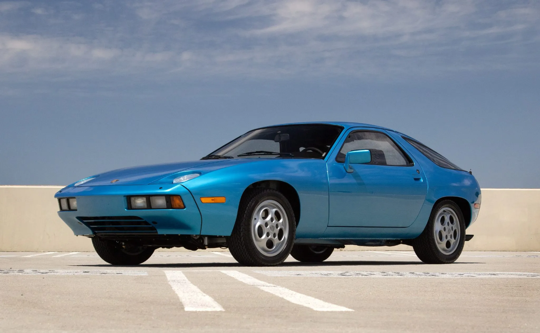 1979 Porsche 928 in Minerva Blue Metallic