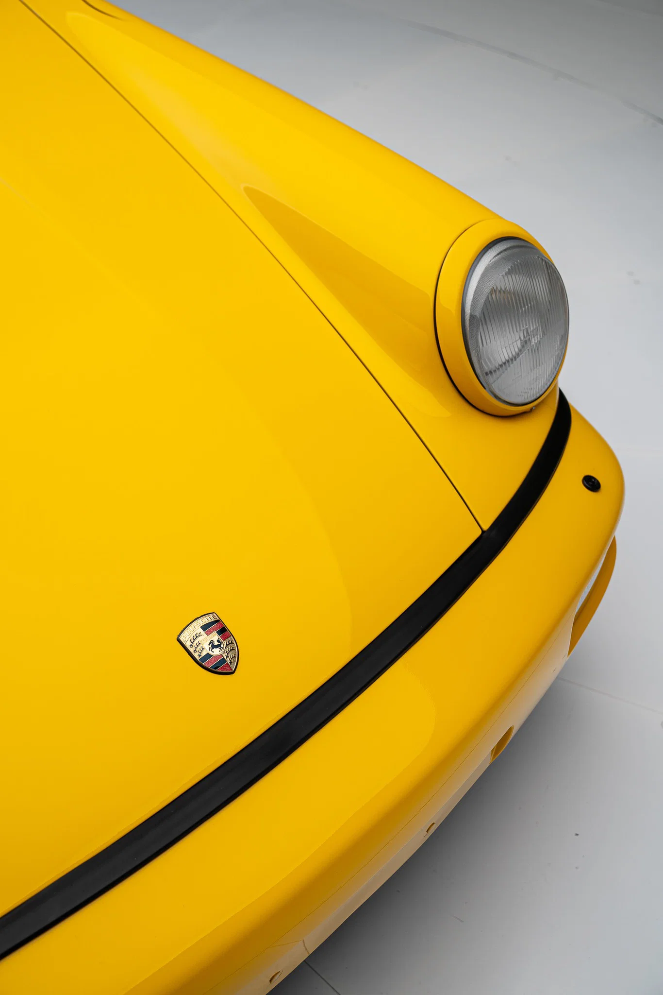 1993 Porsche 911 Turbo 3.6 in Blossom Yellow
