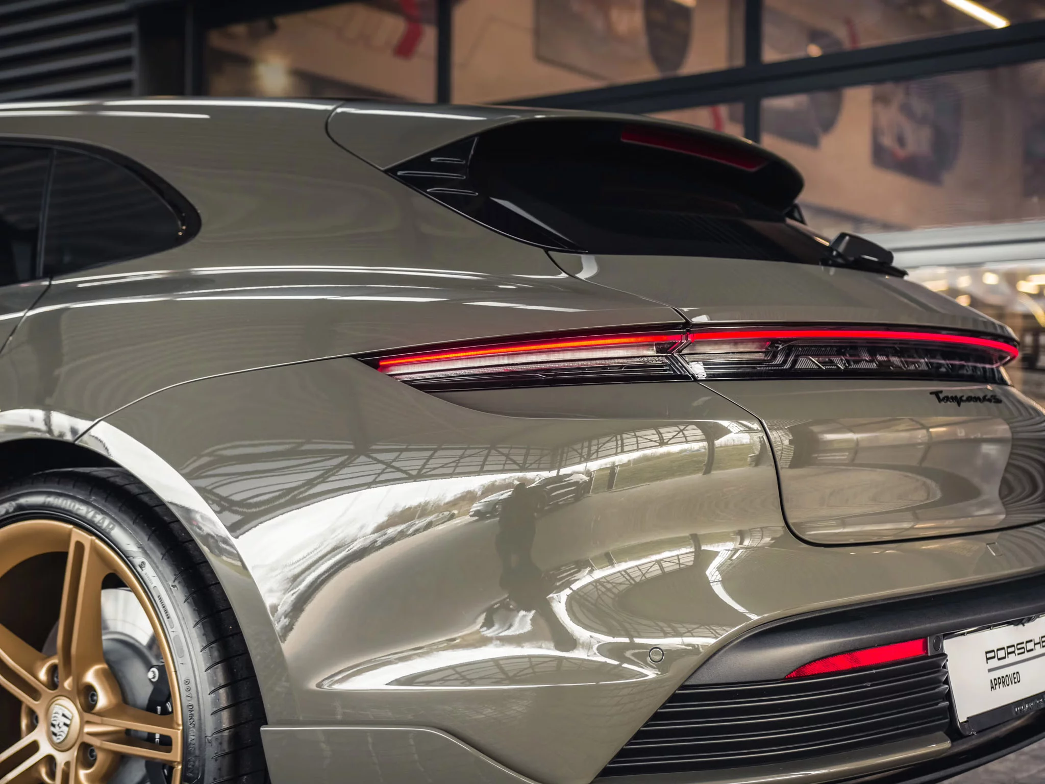 Porsche Taycan Sport Turismo in Alex Grey
