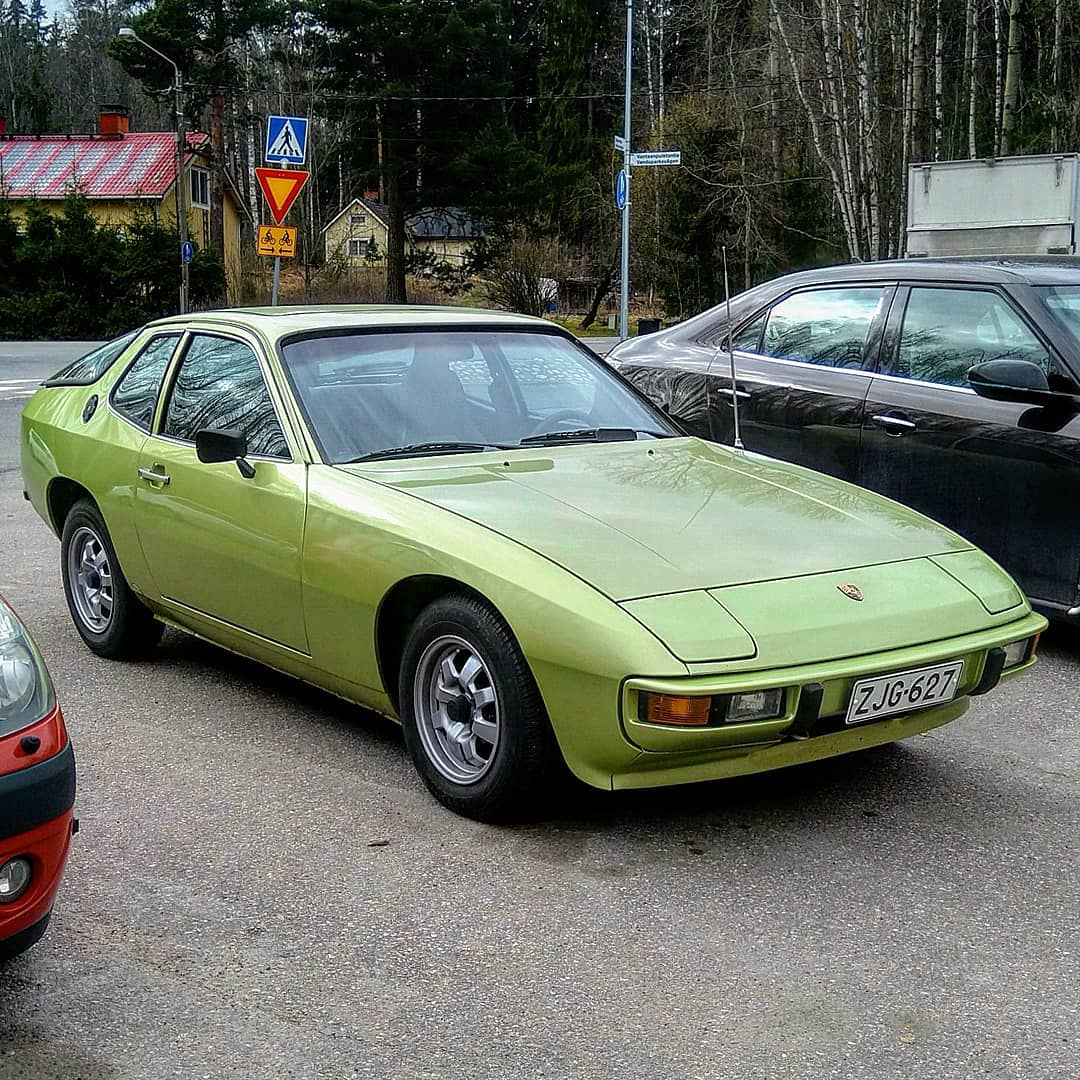 1978 Porsche 924 in Reseda Green Metallic