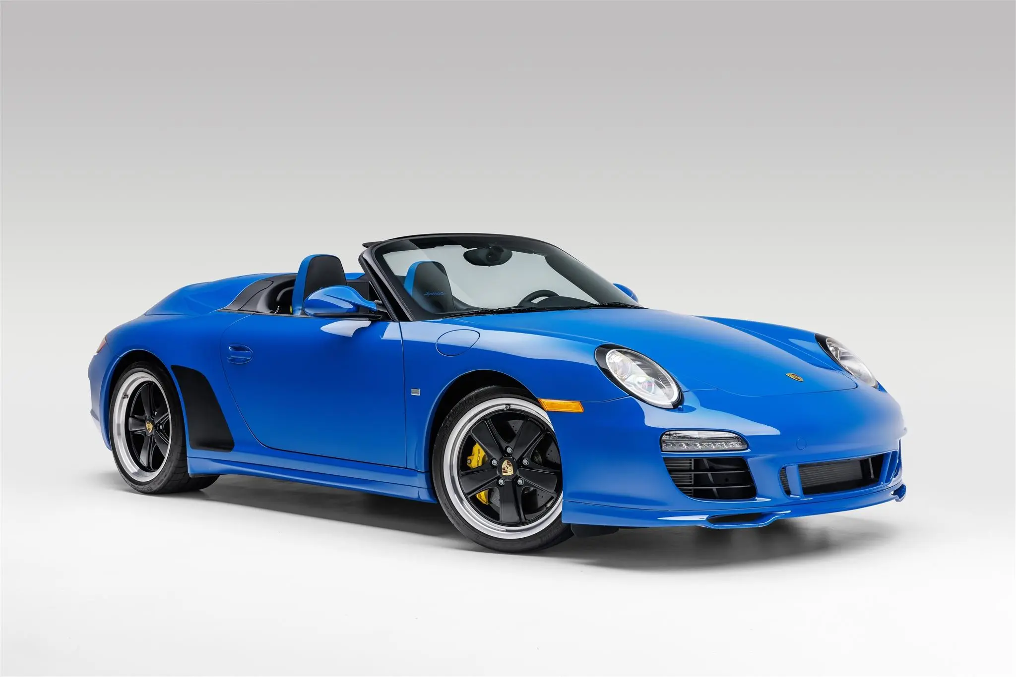 2011 Porsche 911 Speedster in Pure Blue