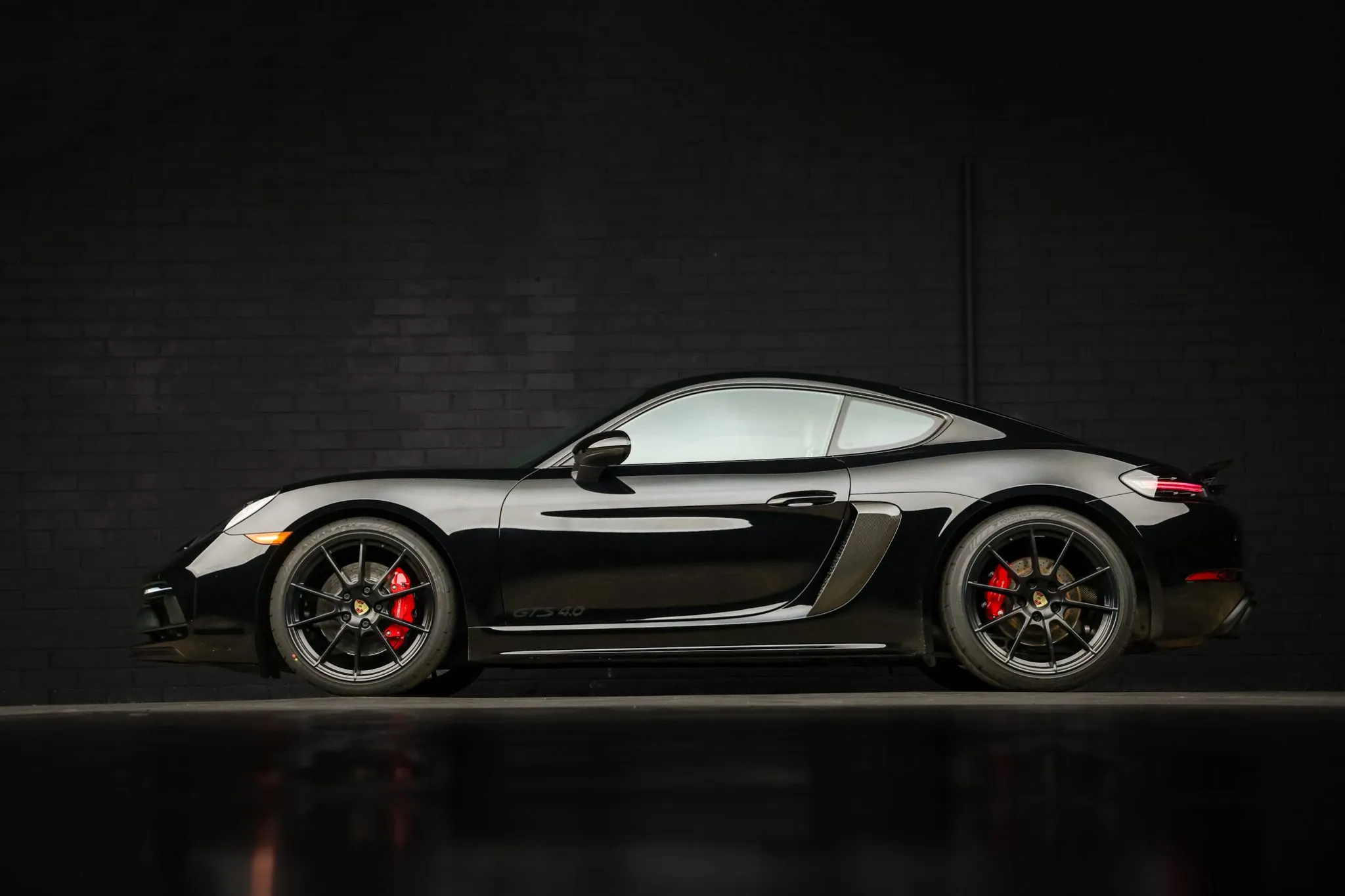 2021 Porsche 718 Cayman GTS 4.0 in Black