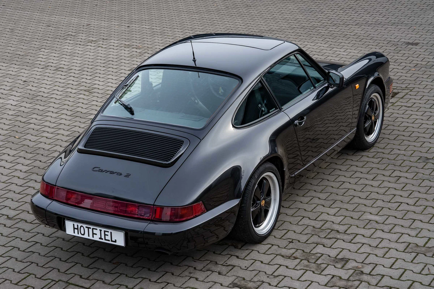 1990 Porsche 911 Carrera 2 Coupé in Panthero Metallic