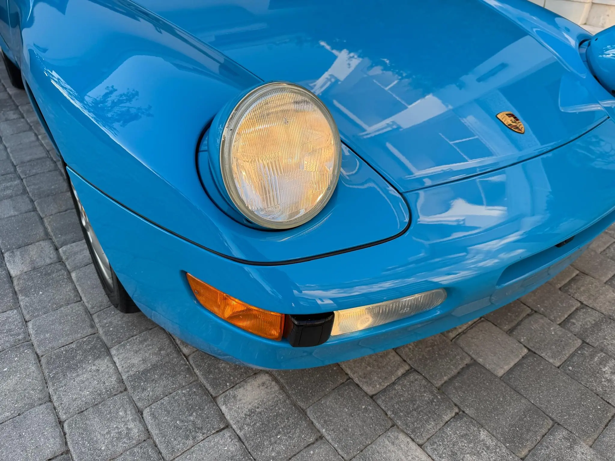 1994 Porsche 968 Cabriolet in Riviera Blue