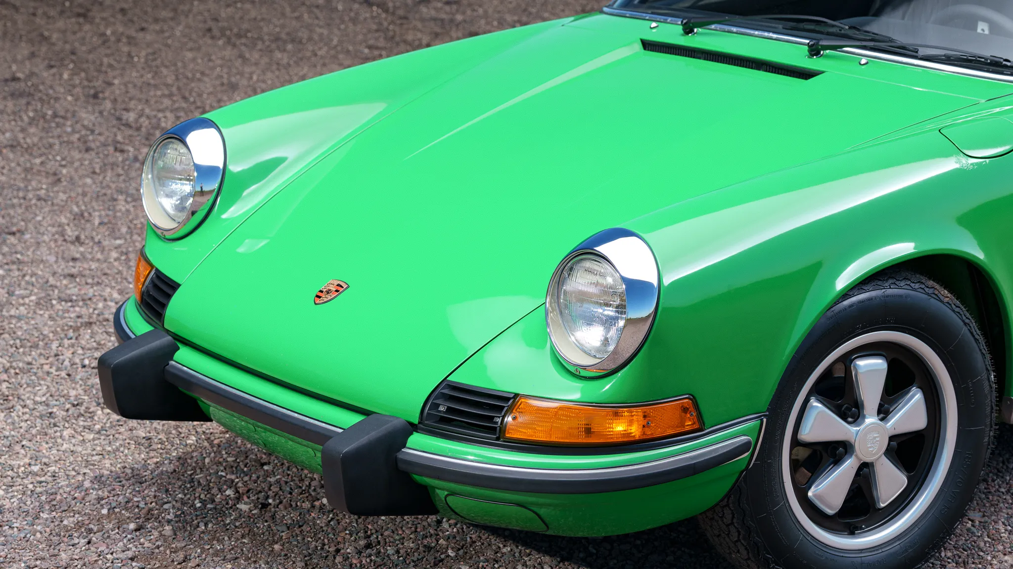 1973.5 Porsche 911T Coupe In Viper Green