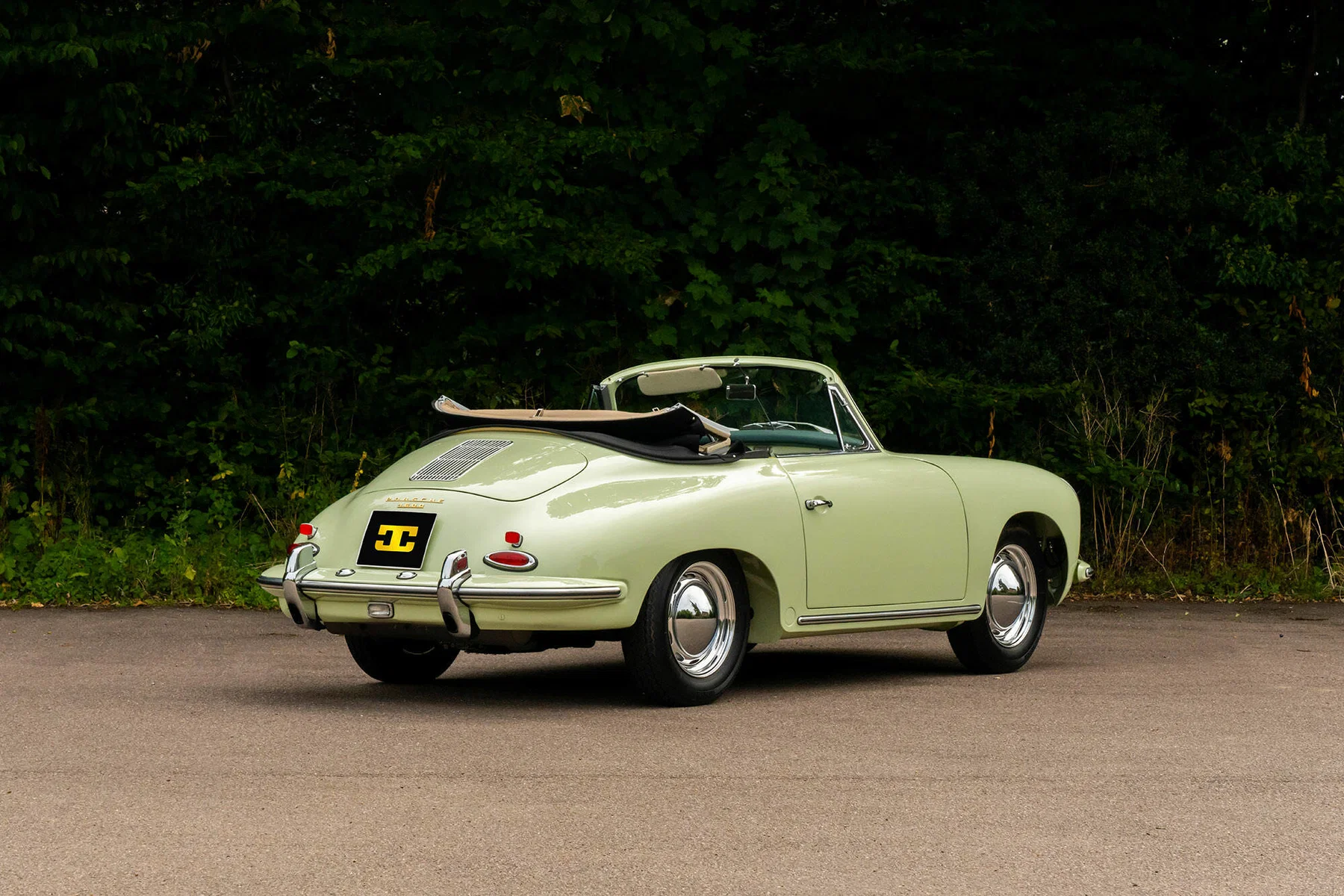 1957 Porsche 356 B 1600 in Glacier White
