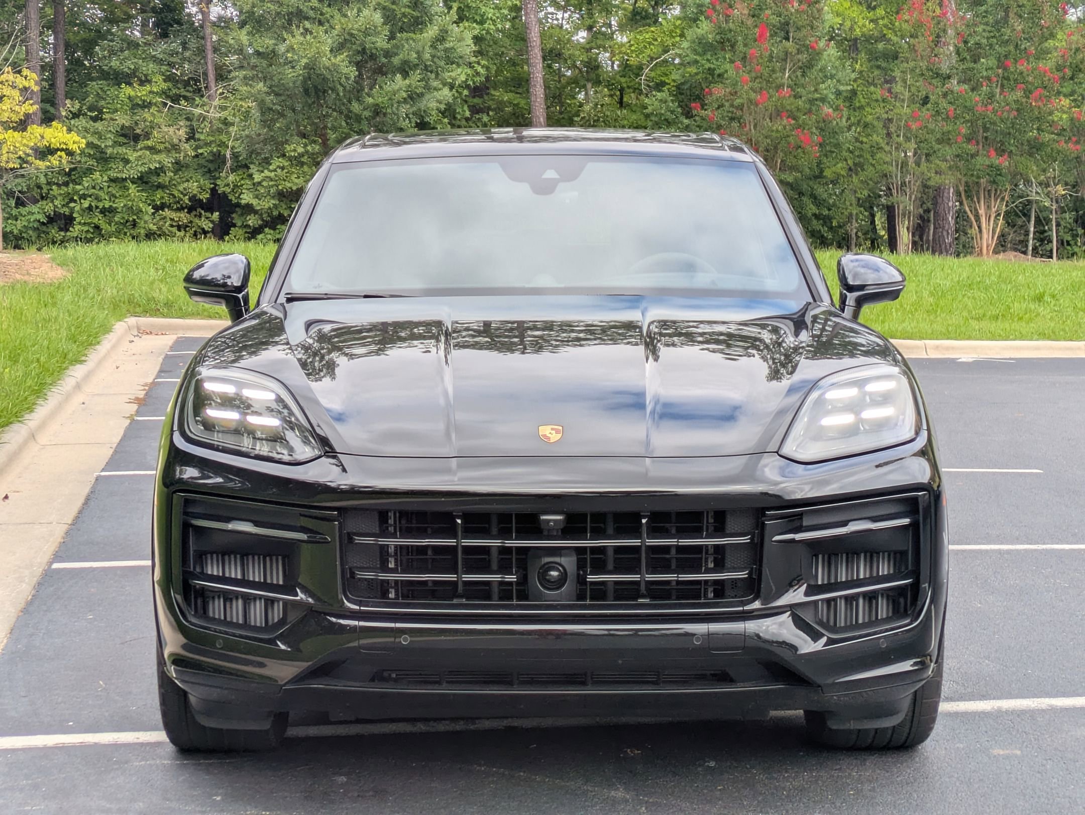 2025 Porsche Cayenne GTS in Chromite Black Metallic