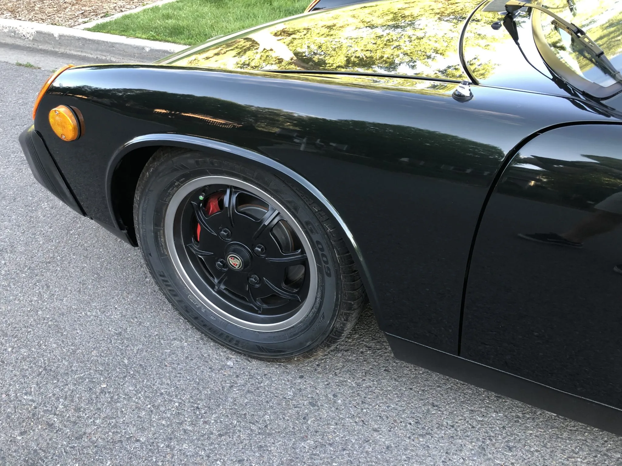 1975 Porsche 914 2.0 in Metallic Dark Green