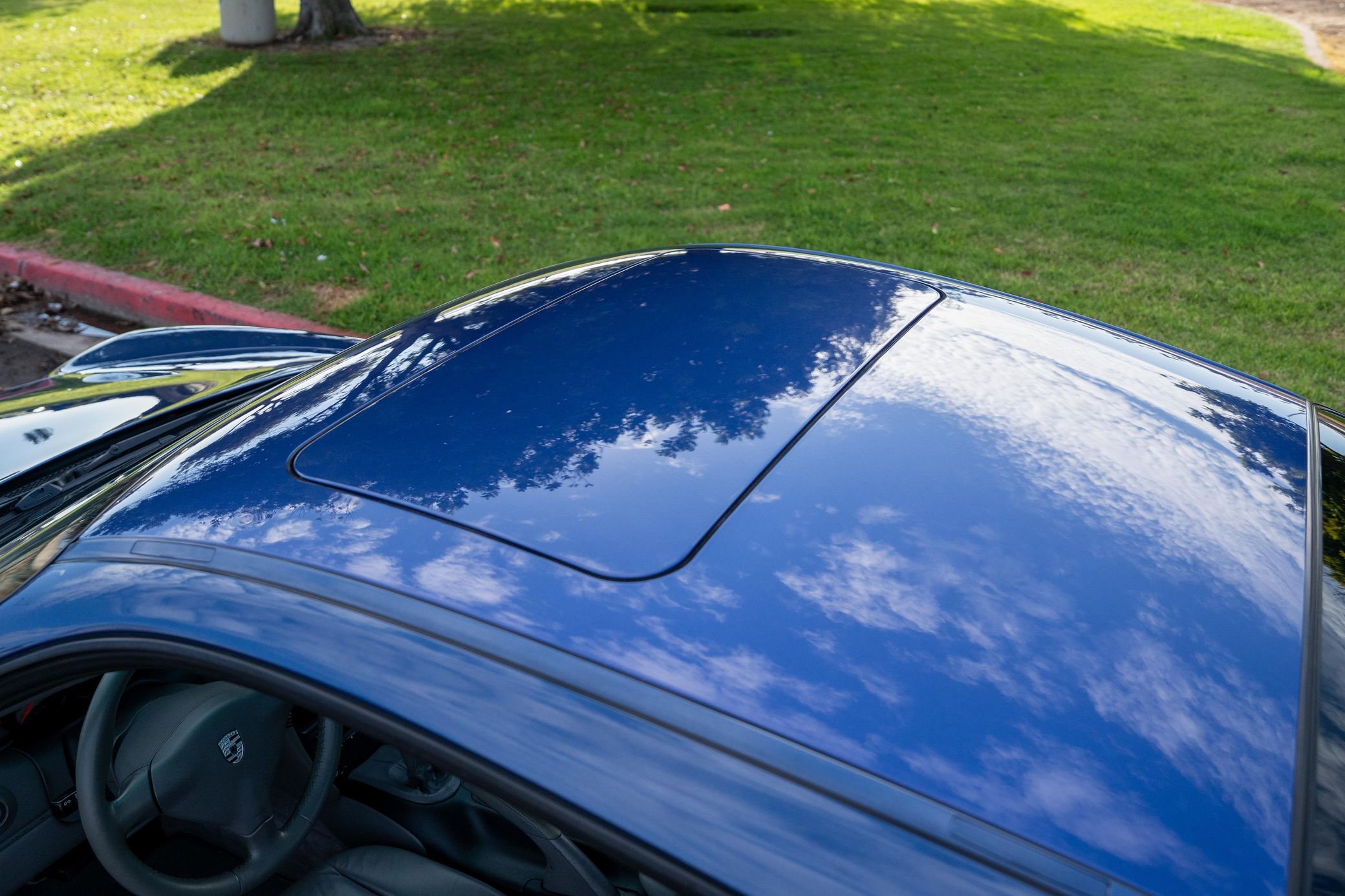 2000 Porsche 911 Carrera Coupe in Zenith Blue Metallic