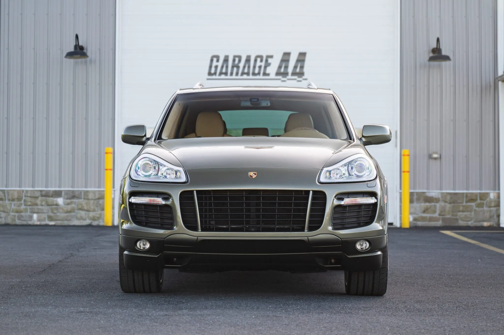 2009 Porsche Cayenne GTS in Olive Green Metallic