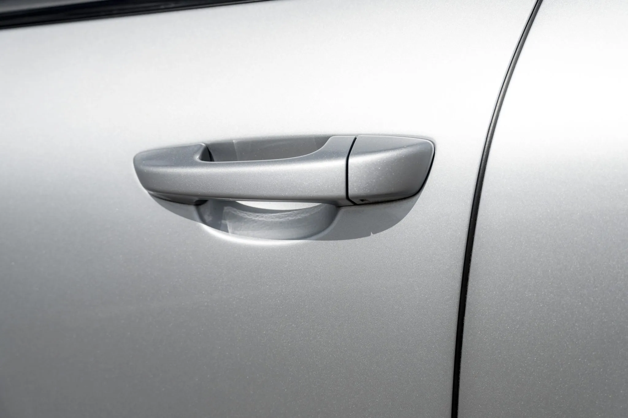 2016 Porsche Cayenne Turbo in Rhodium Silver Metallic