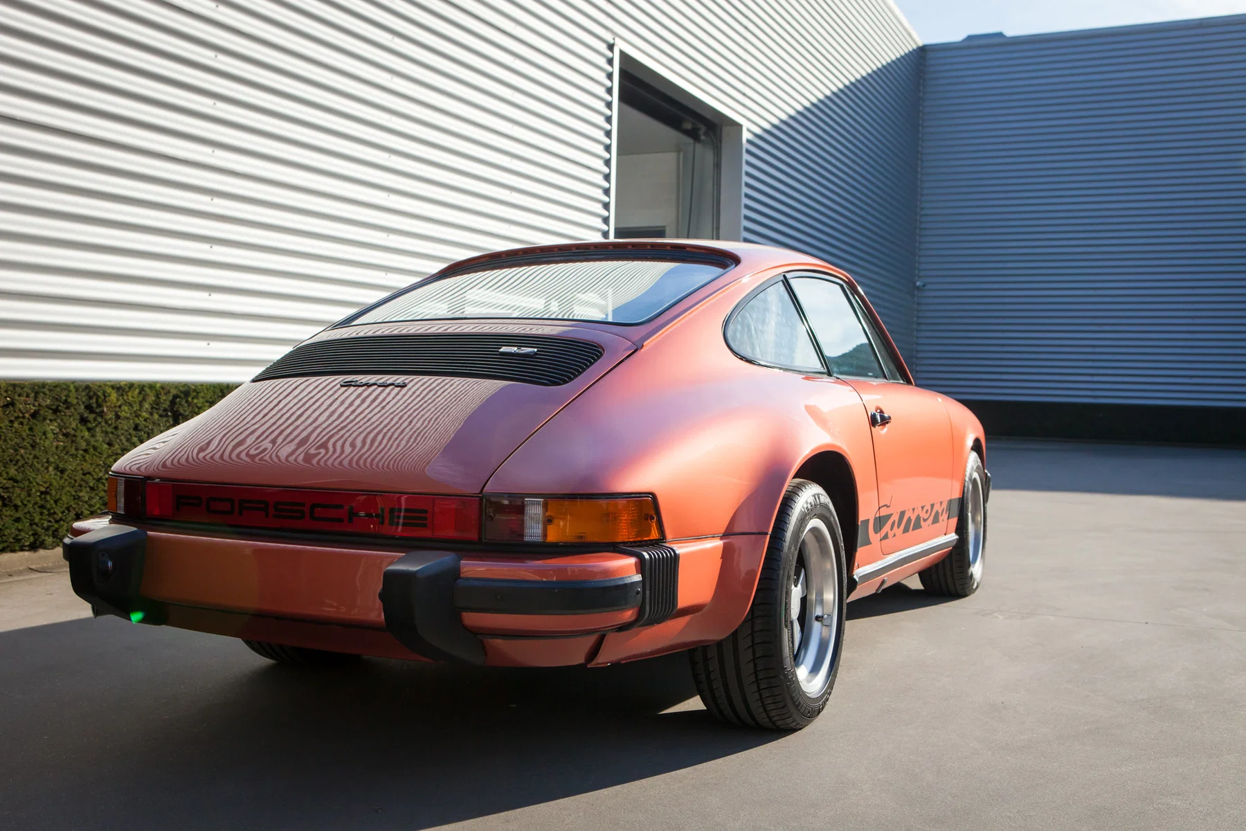1974 Porsche 911 Carrera 2,7 in Salmon Metallic