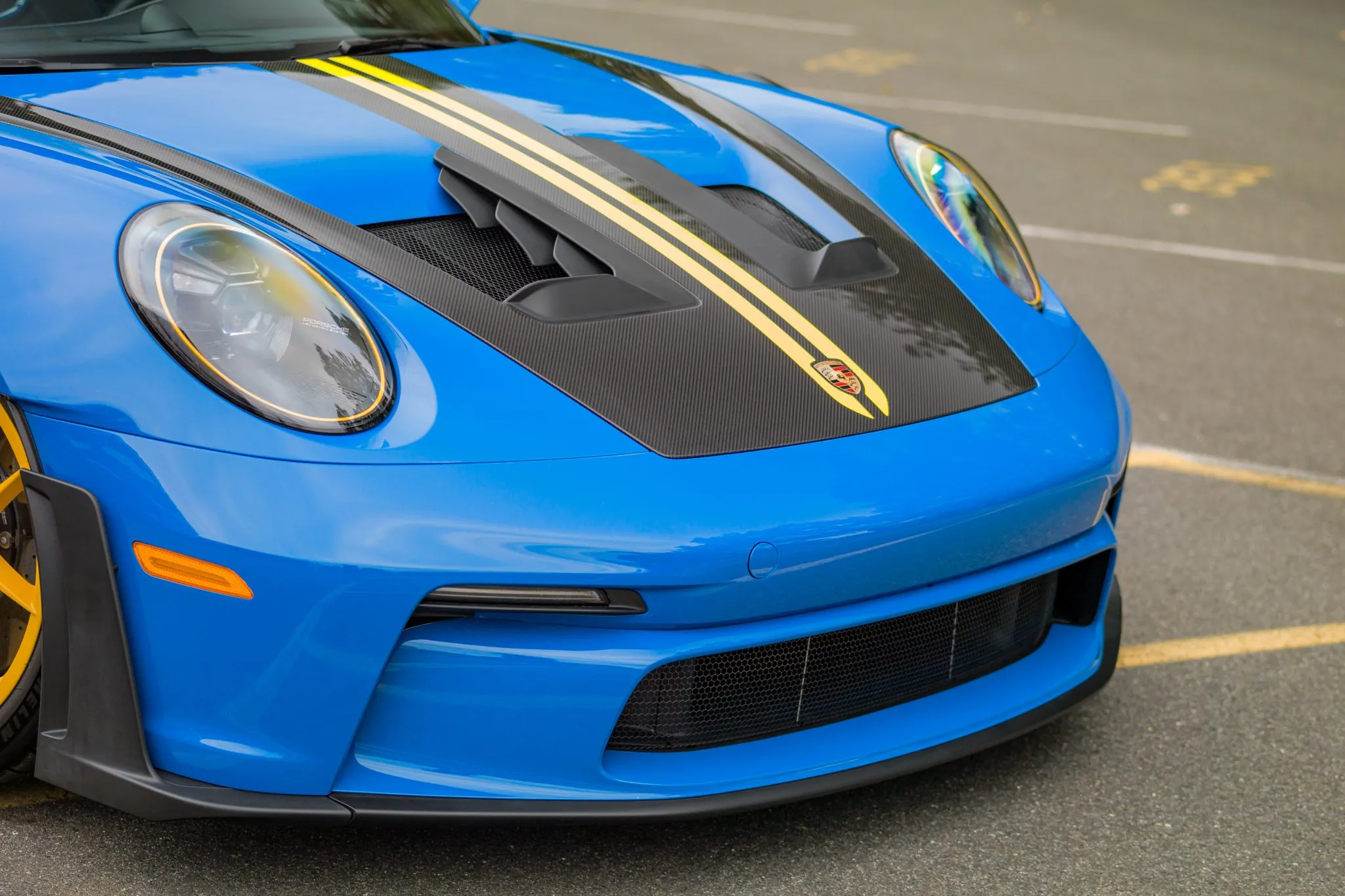 2024 Porsche 911 GT3 RS Weissach in Arrow Blue