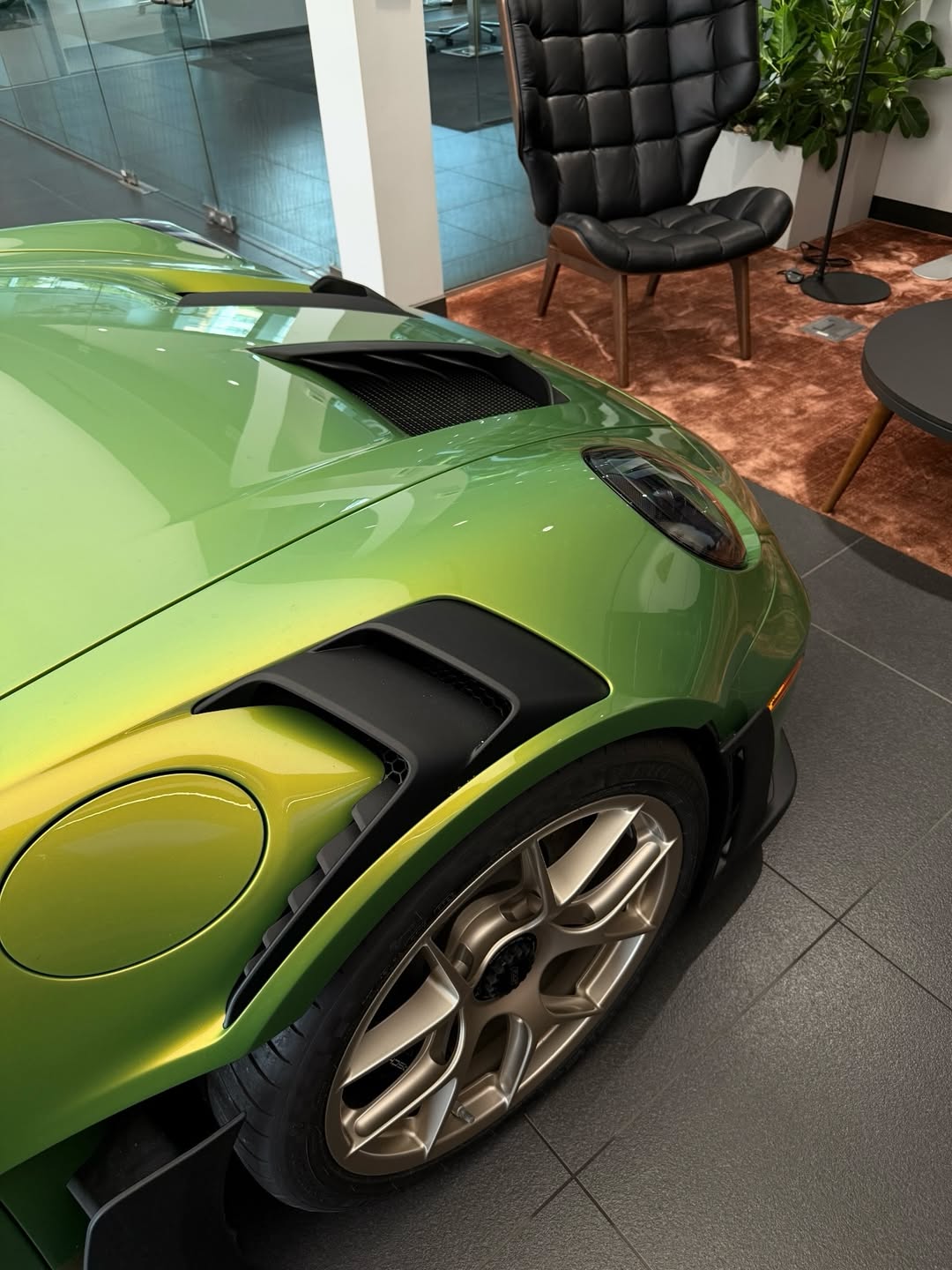 2026 Porsche 911 GT3 RS Weissach in Python Green Chromaflair