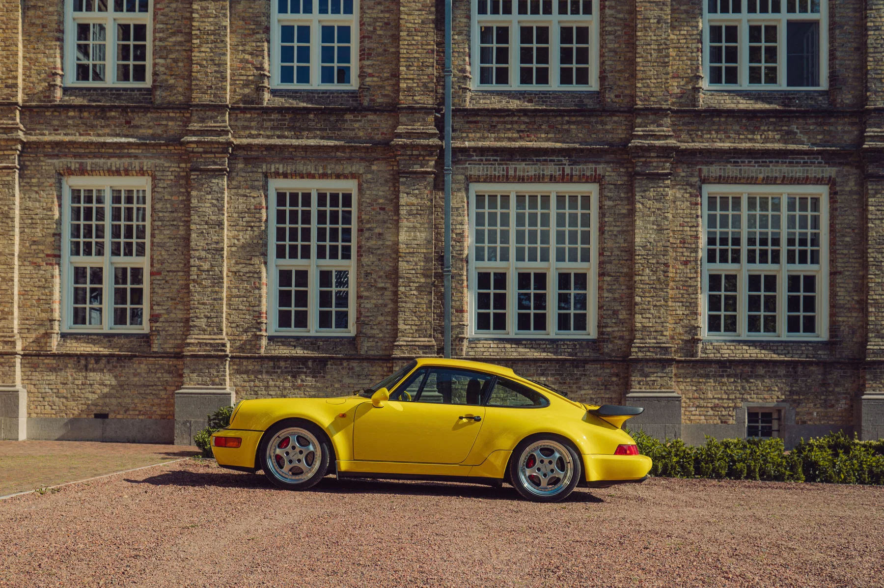1993 Porsche 911 Turbo 3.6 in Cadmium Yellow