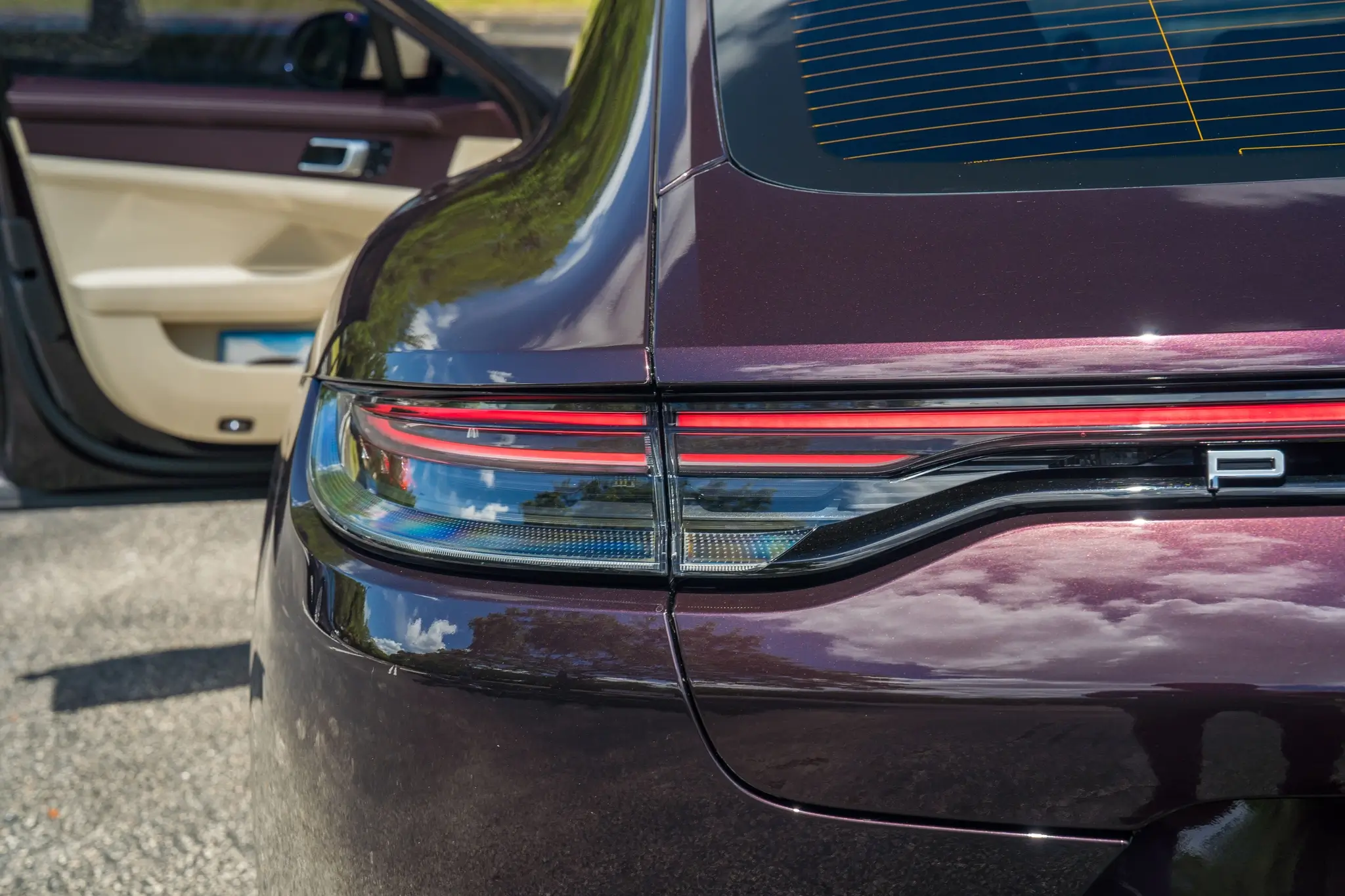 2021 Porsche Panamera Turbo S E-Hybrid in Amethyst Metallic