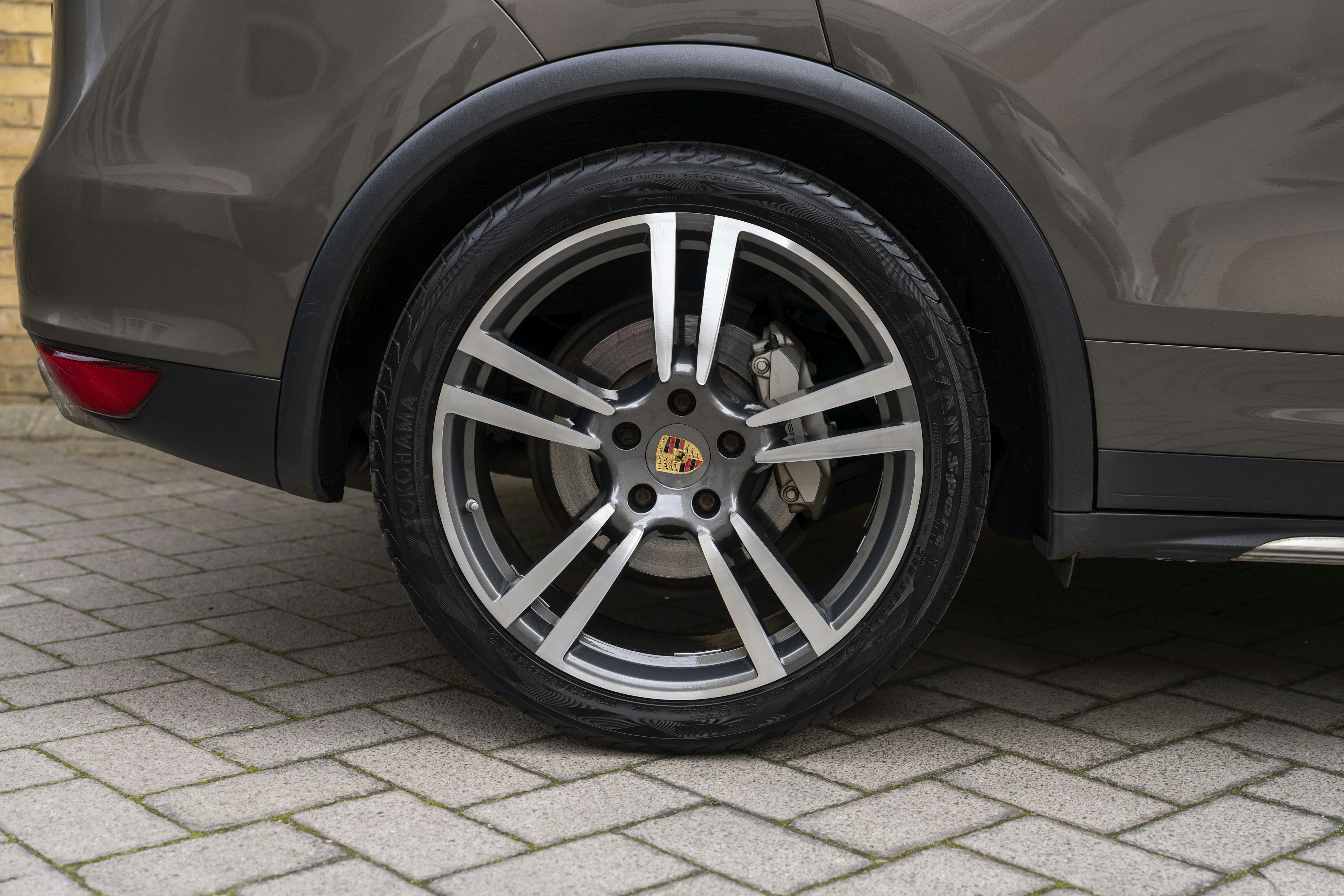 2010 PORSCHE CAYENNE S HYBRID in Umbra Metallic 
