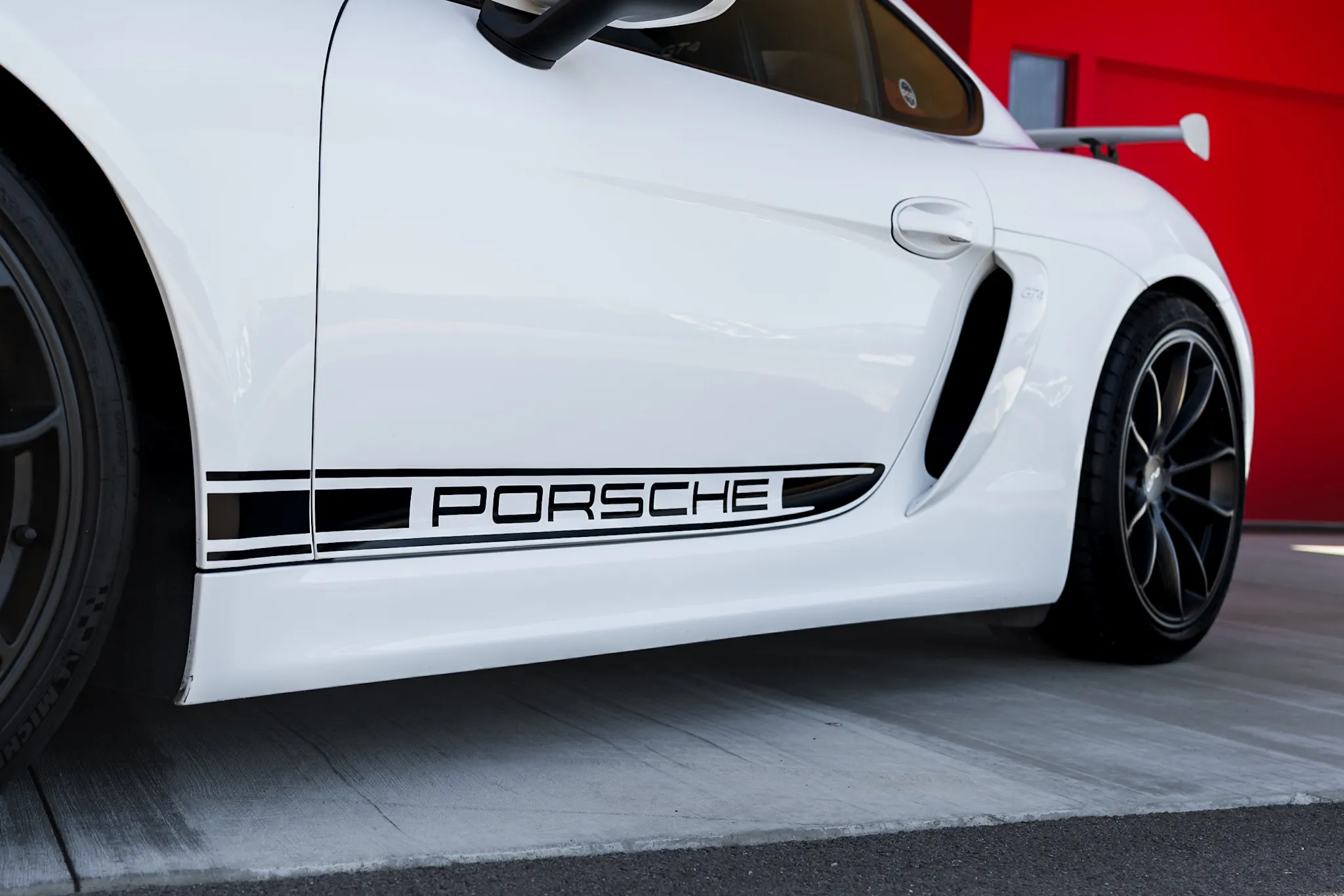 2016 Porsche Cayman GT4 in Carrara White Metallic