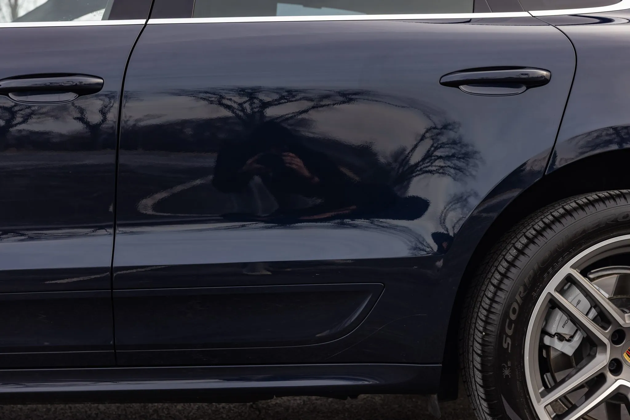 2020 Porsche Macan Turbo in Night Blue Metallic