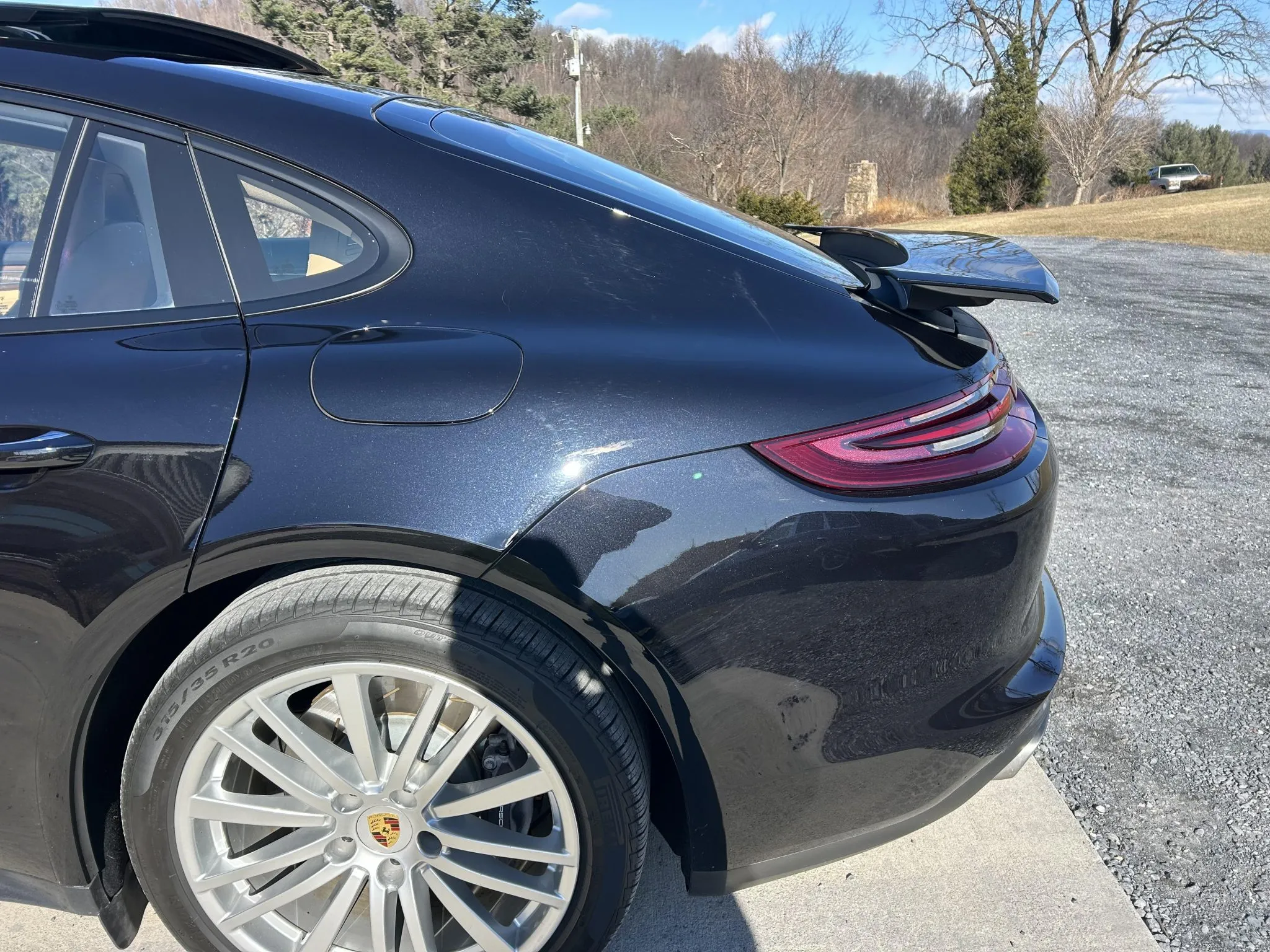 2018 Porsche Panamera 4 E-Hybrid in Jet Black Metallic