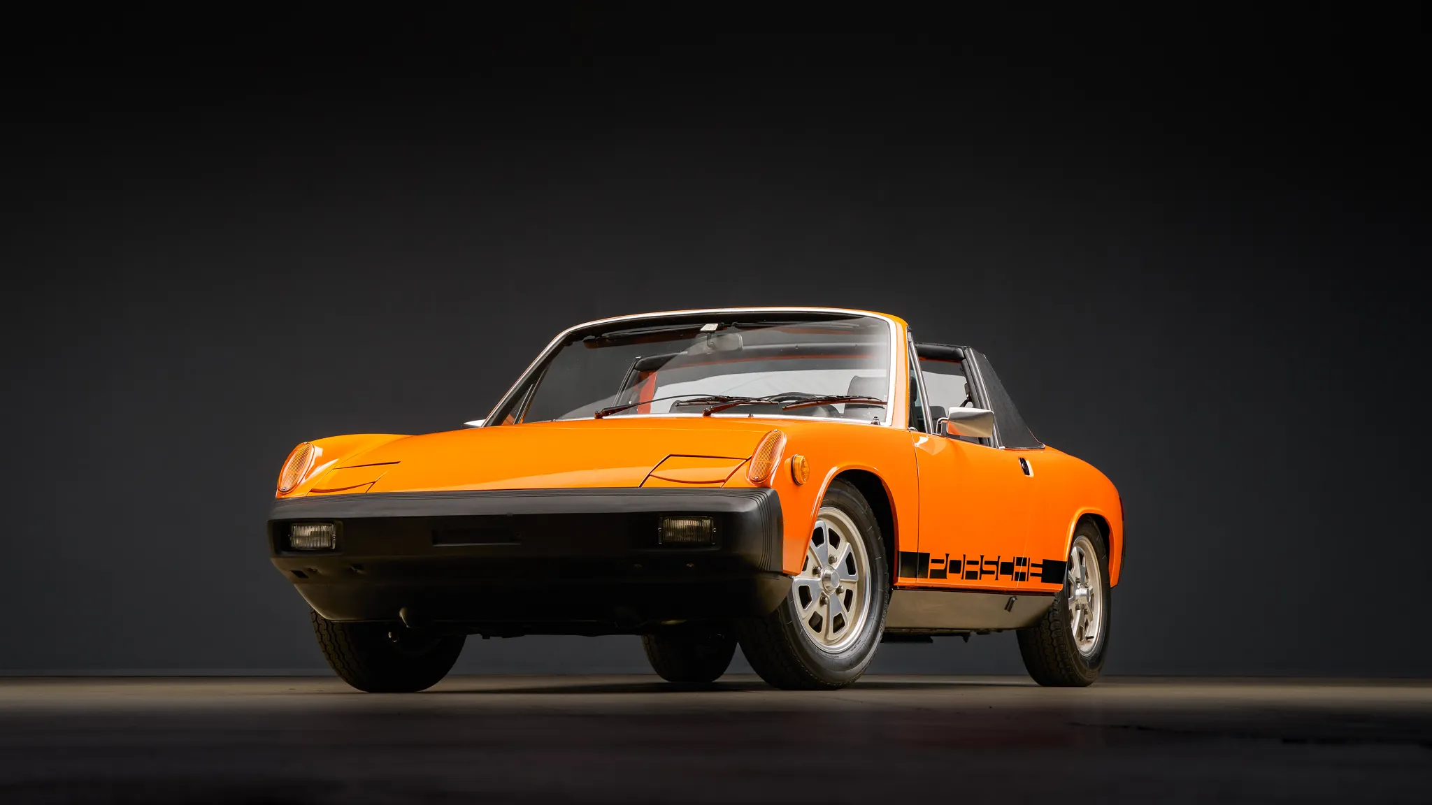 1976 Porsche 914 2.0 in Nepal Orange