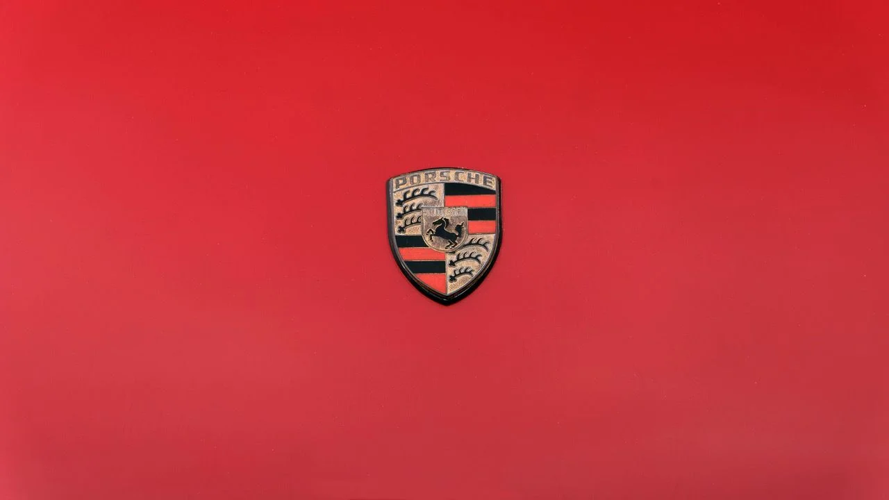 1973 Porsche 911 Carrera RS 2.7 in Bahia Red