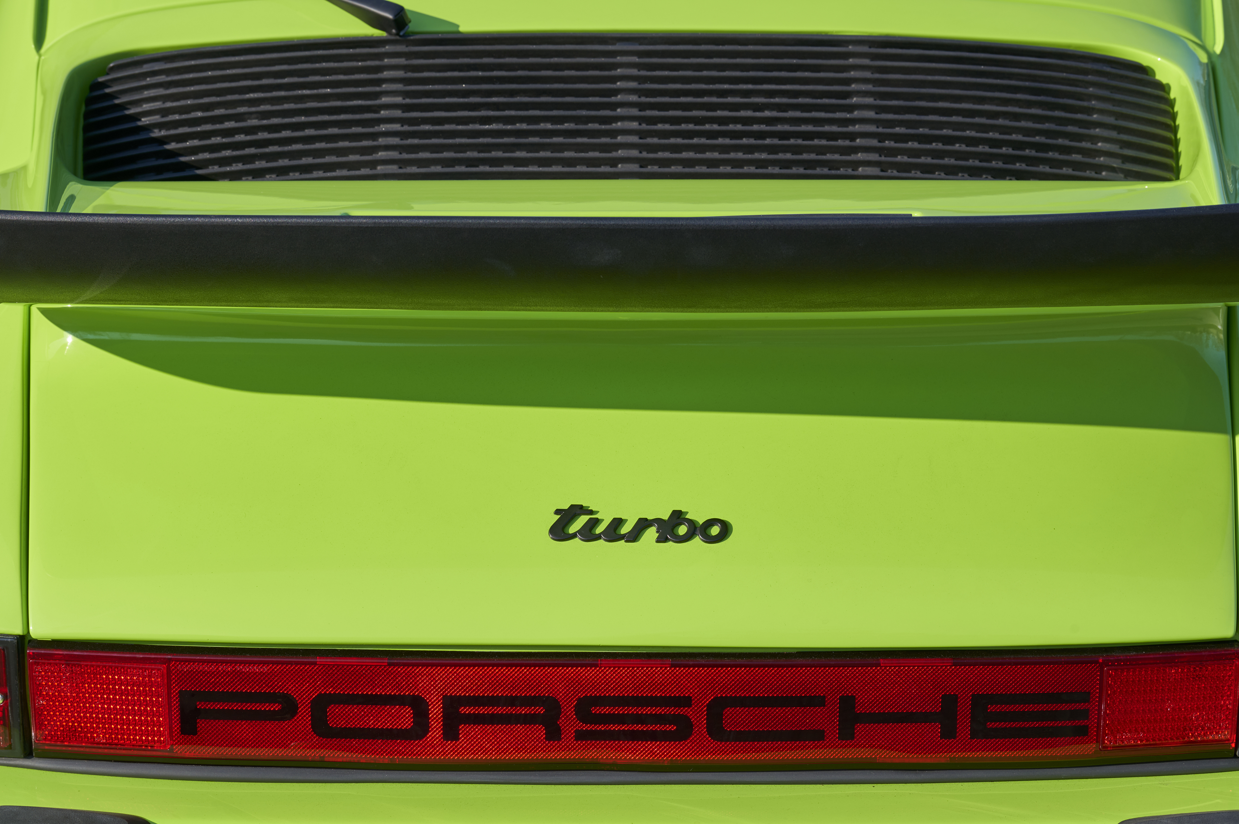 1976 Porsche 911 Turbo Coupé in Apple Green