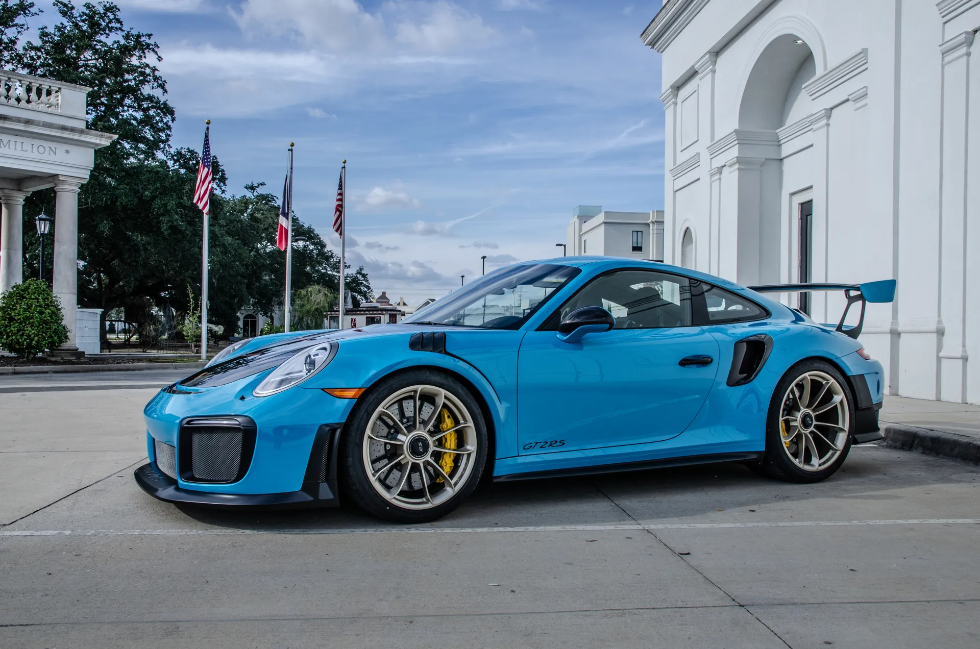 2018 Porsche 911 GT2 RS in Miami Blue