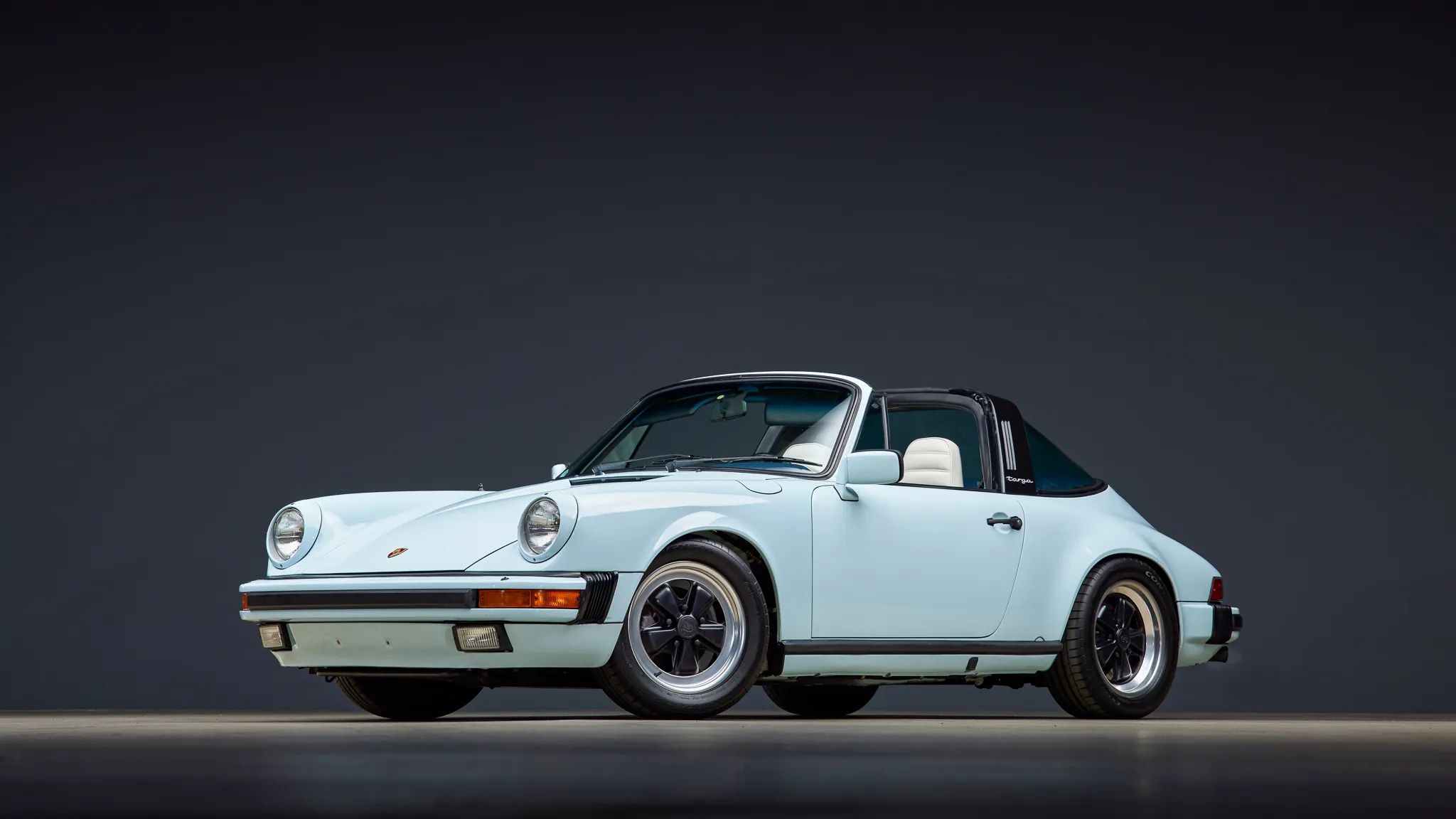 1984 Porsche 911 Carrera Targa in Geyser Grey Metallic
