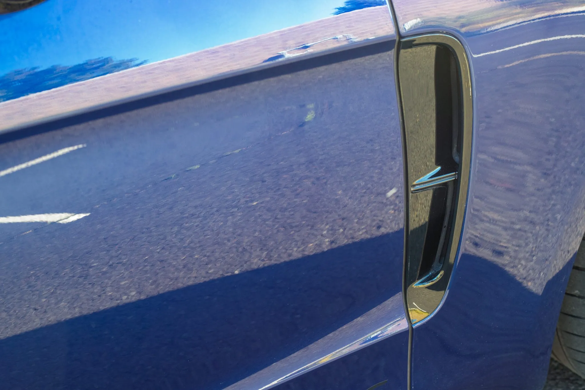 2021 Porsche Panamera GTS Sport Turismo in Gentian Blue Metallic