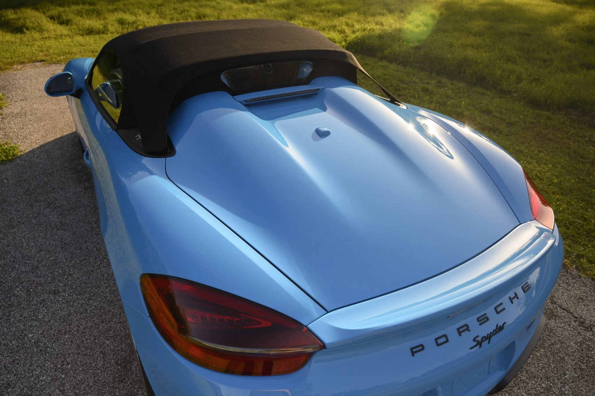 2016 Porsche Boxster Spyder in Mexico Blue