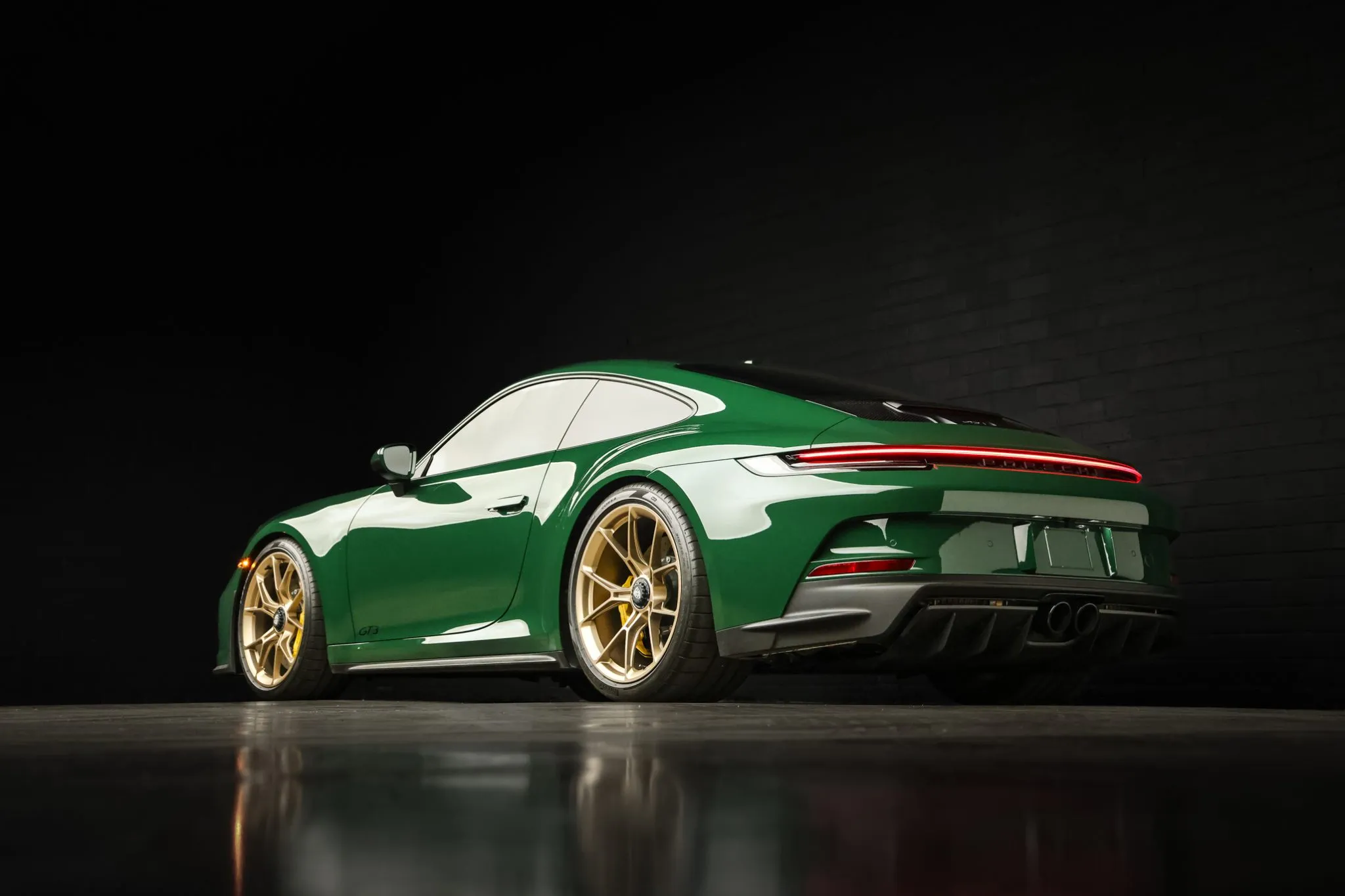 2022 Porsche 911 GT3 Touring in Irish Green