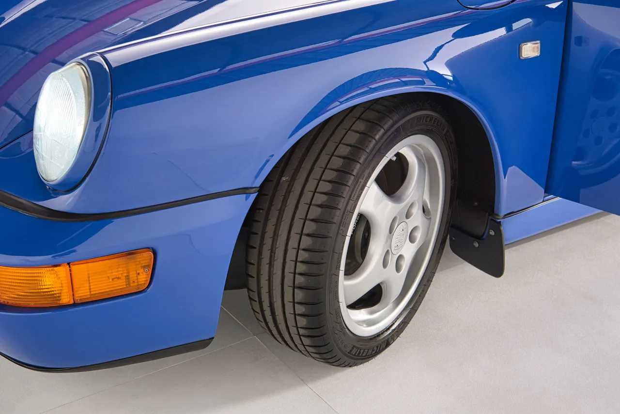 1992 Porsche 911 Carrera 2 Coupe in Maritime Blue