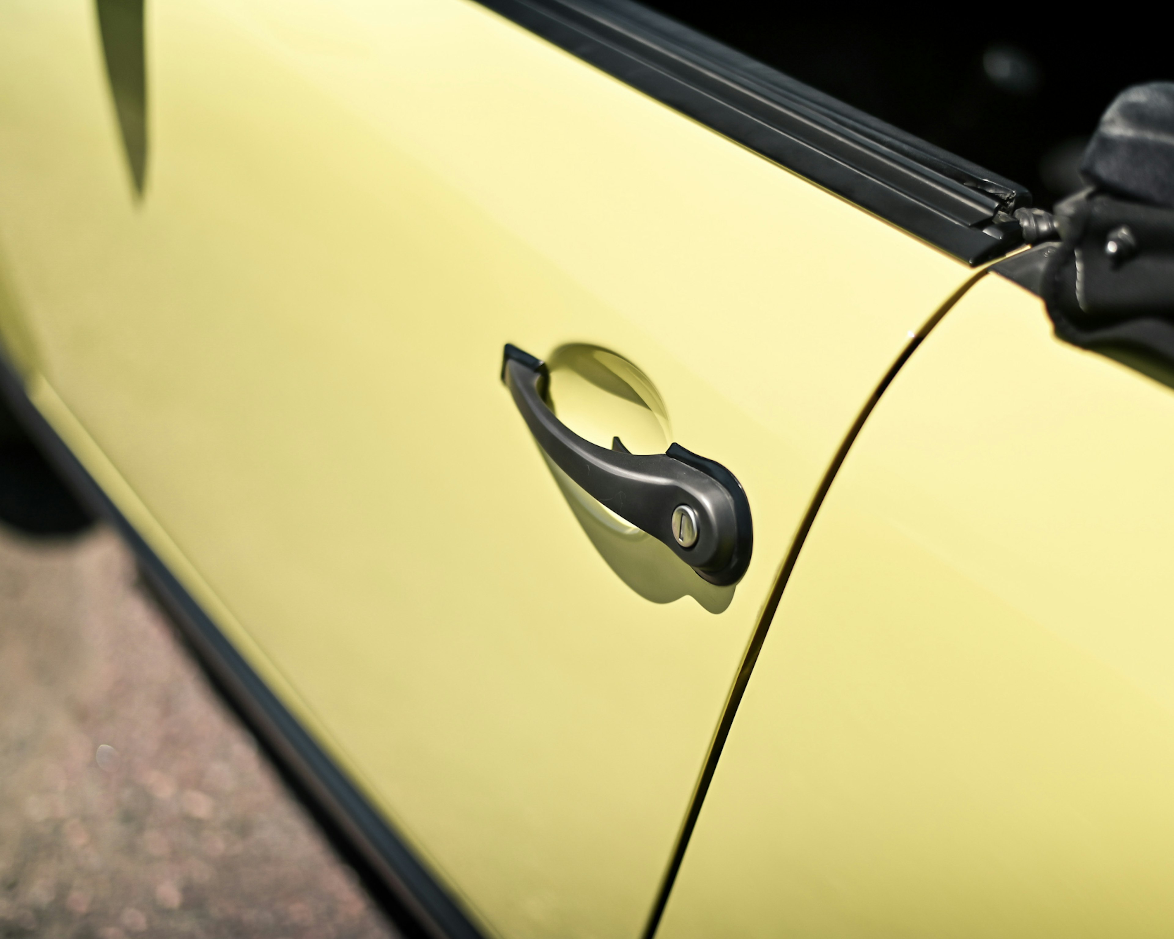 1987 Porsche 911 Carrera 3.2 Cabriolet in Summer Yellow