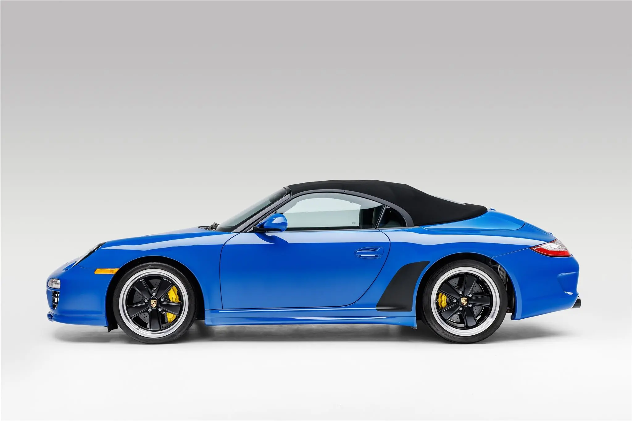 2011 Porsche 911 Speedster in Pure Blue