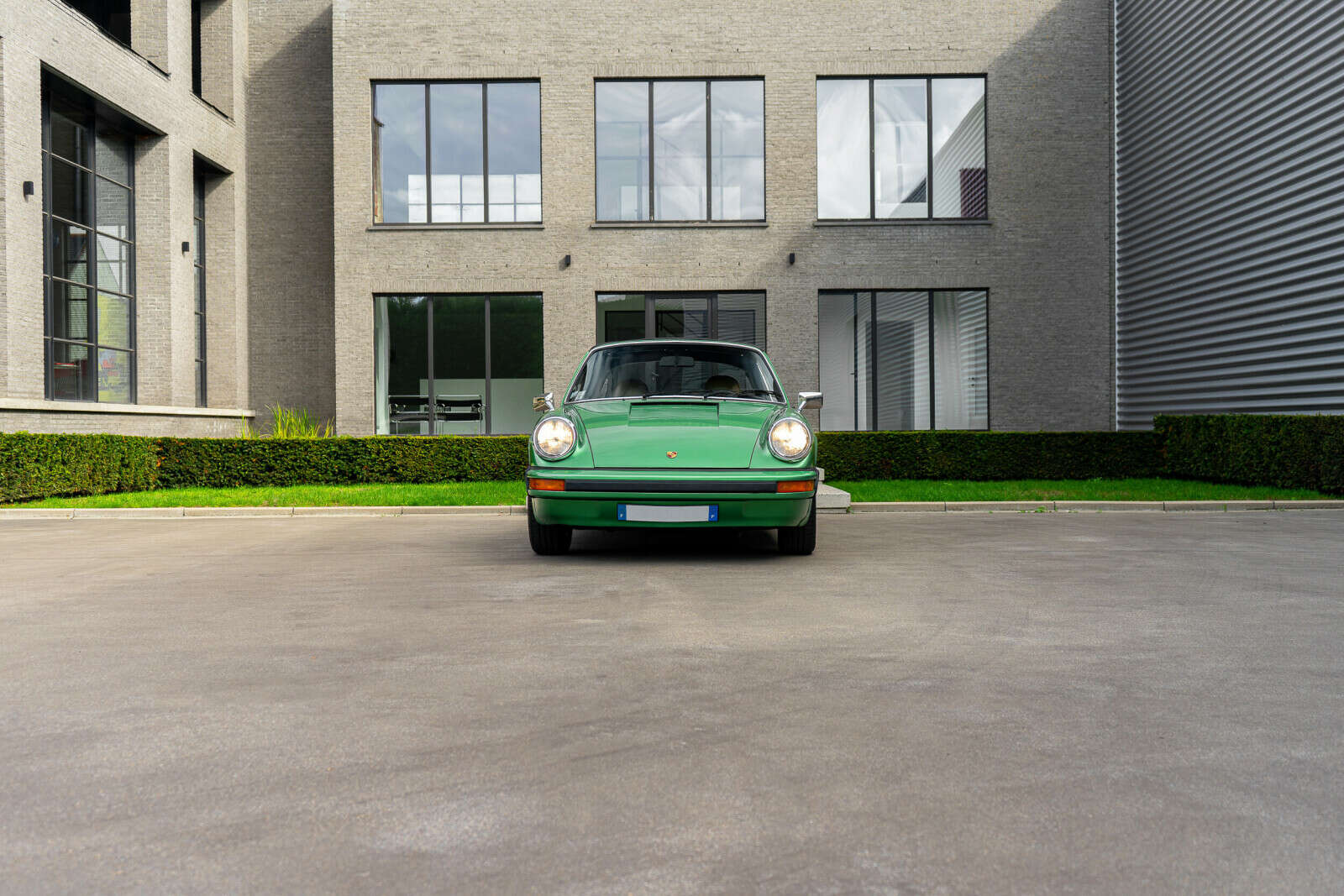 1974 Porsche 911 S in Viper Green Diamond