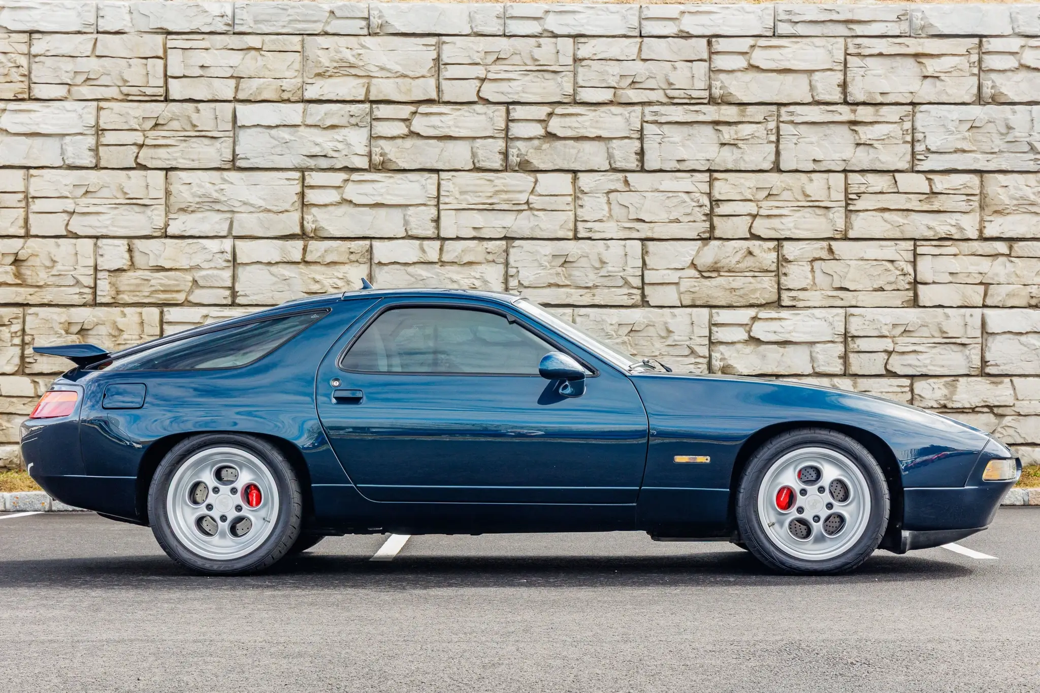 1991 Porsche 928 GT in Amazonas Green Metallic