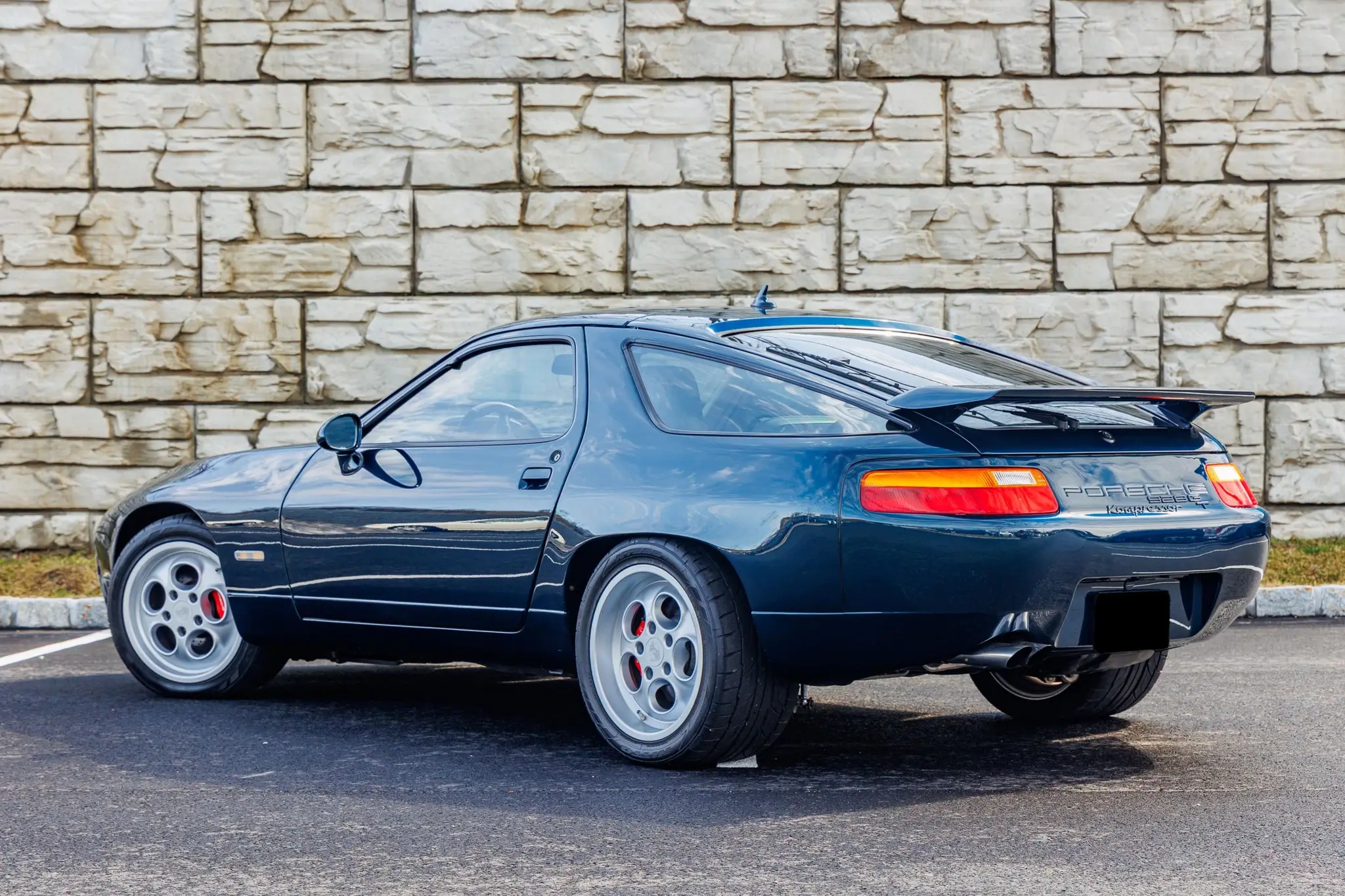 1991 Porsche 928 GT in Amazonas Green Metallic