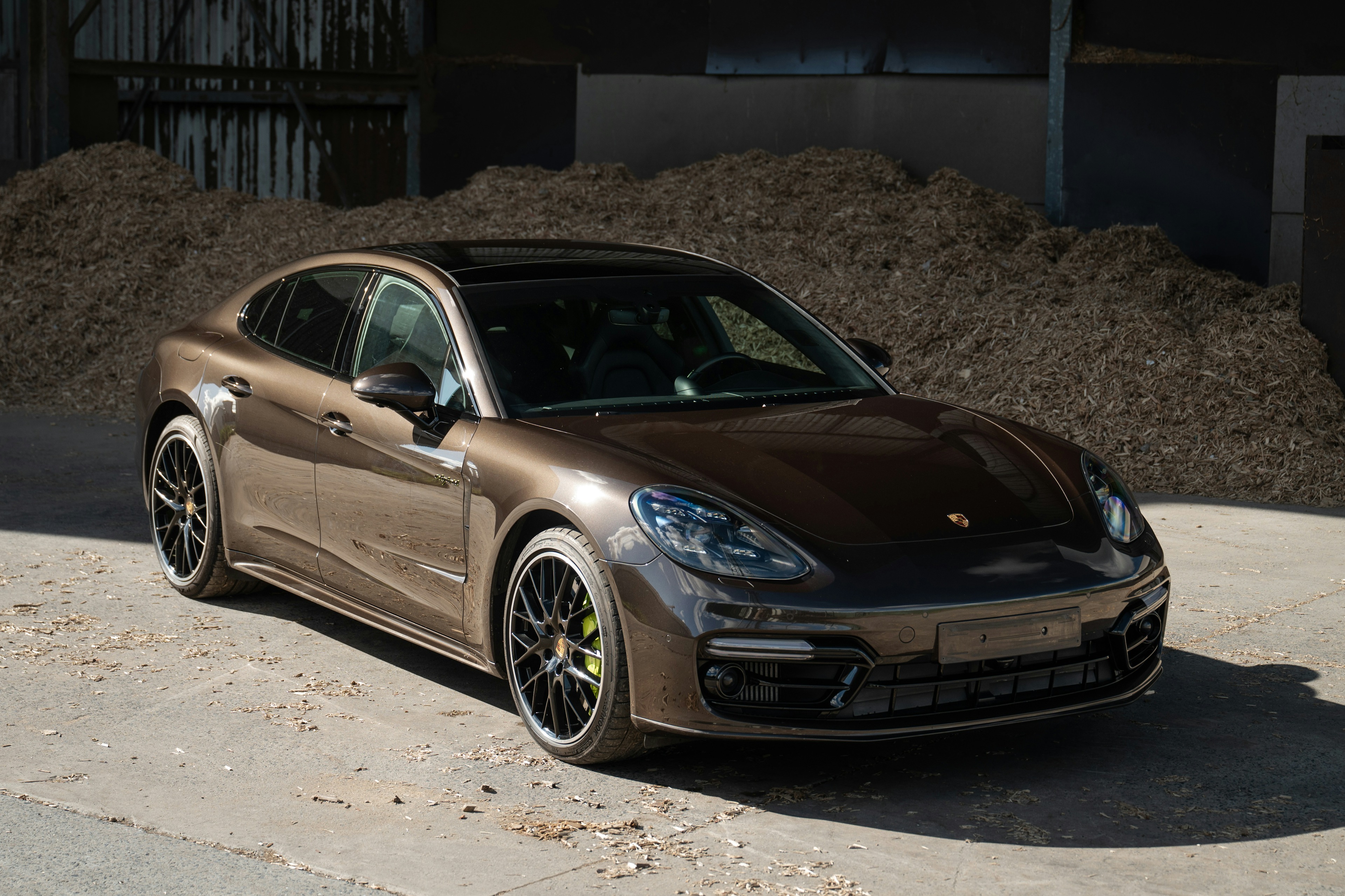 2018 Porsche Panamera Turbo S E-Hybrid in Ristretto Brown Metallic