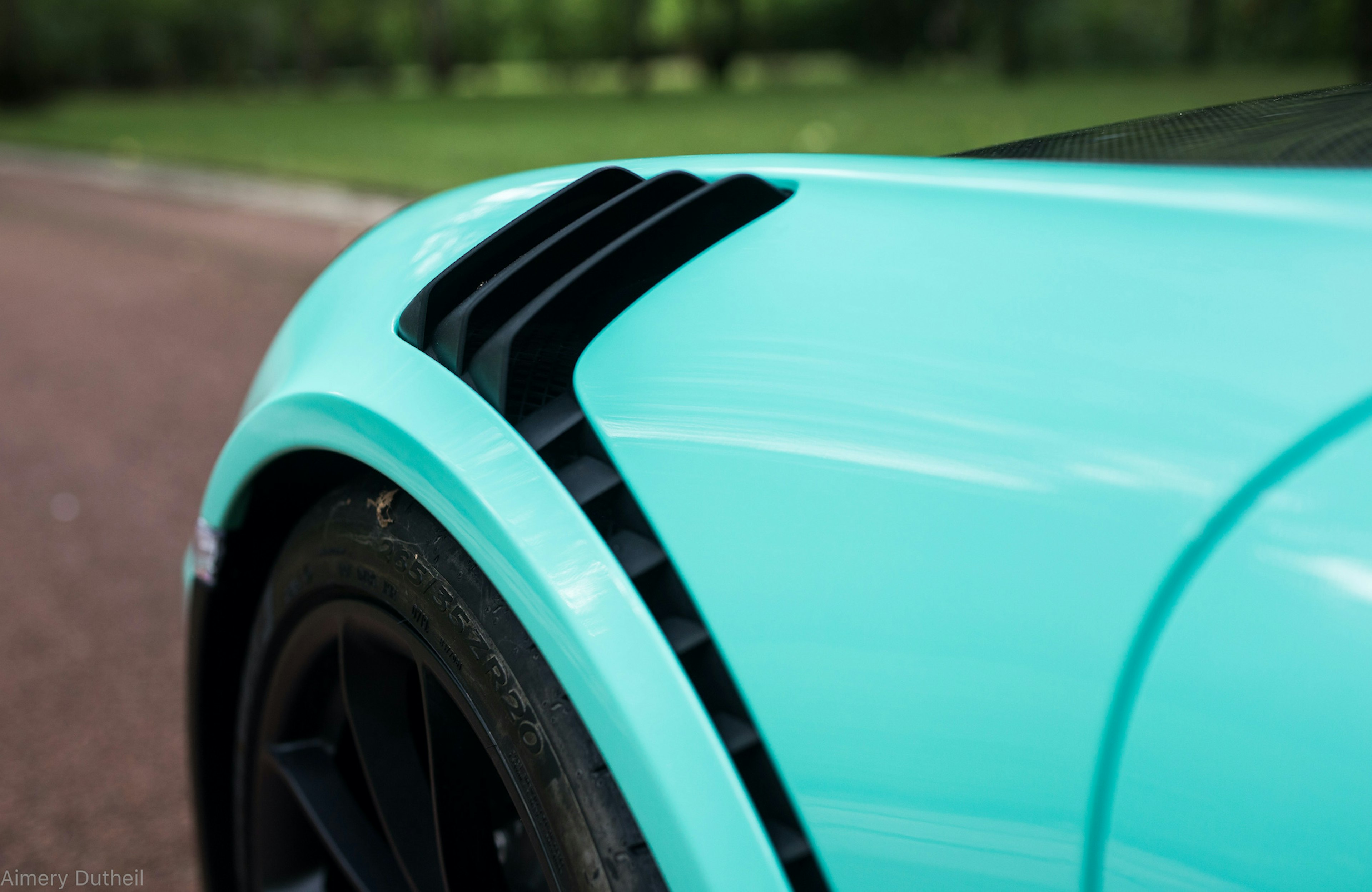 2019 Porsche 911 GT3 RS Weissach Pack in Mint Green