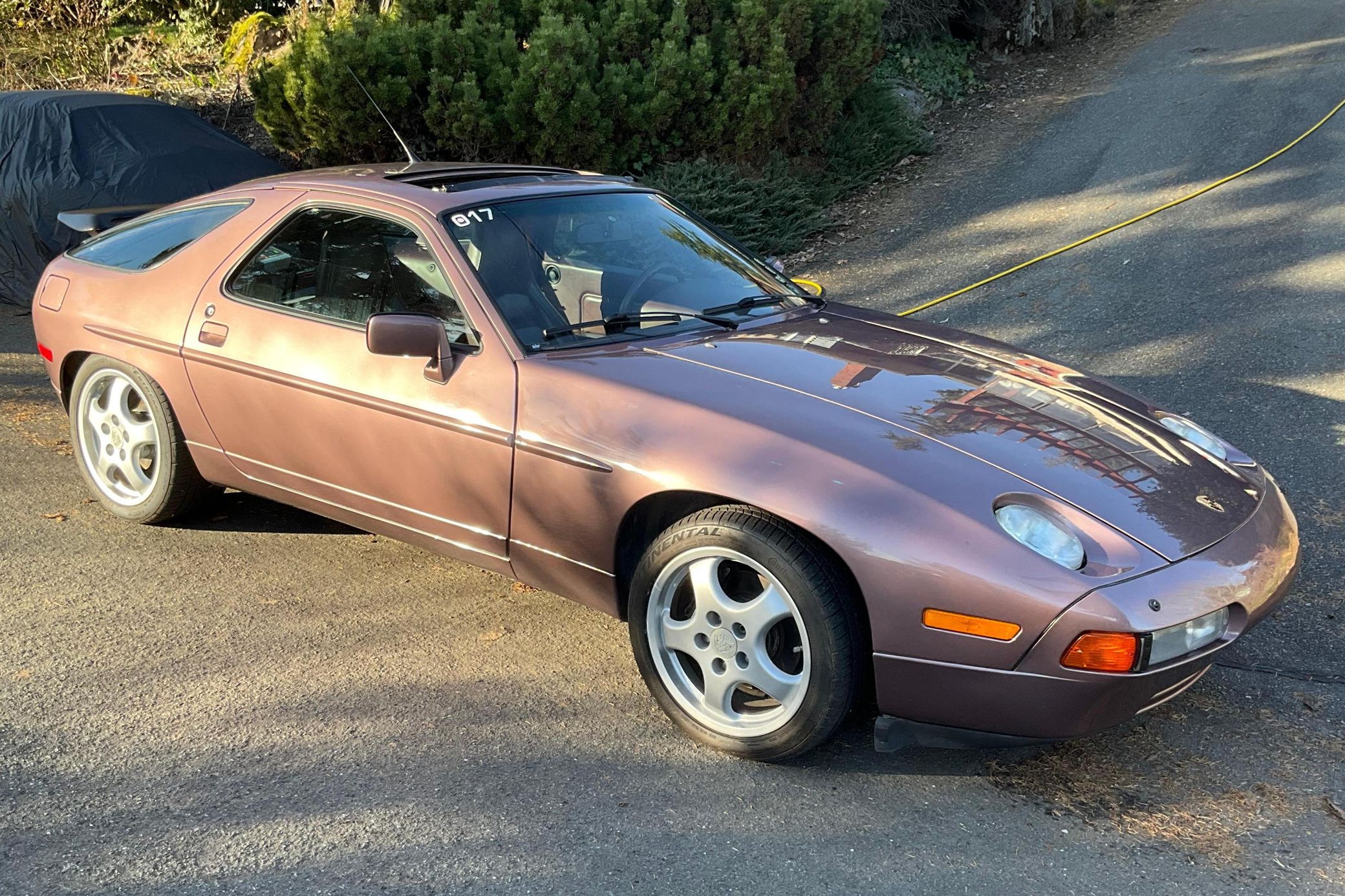 1987 Porsche 928 S4 in Cassis Red Metallic