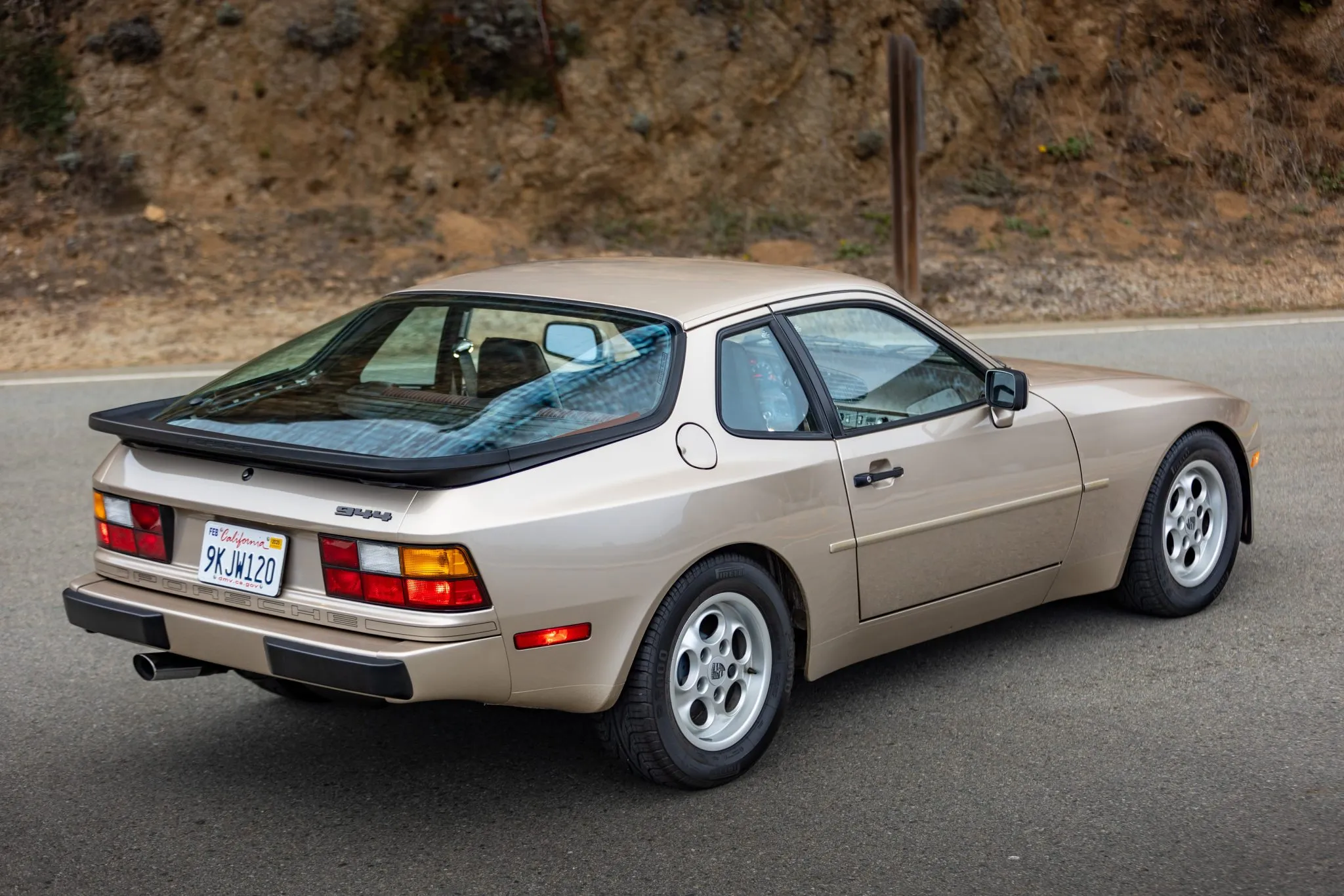 1985.5 Porsche 944 in Kalahari Beige Metallic