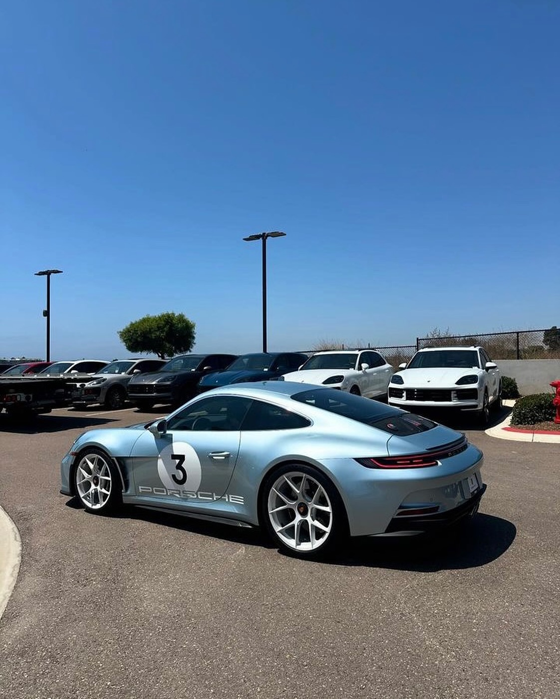 2024 Porsche 911 S/T 'Weissach' in Azzurro Thetys Metallic
