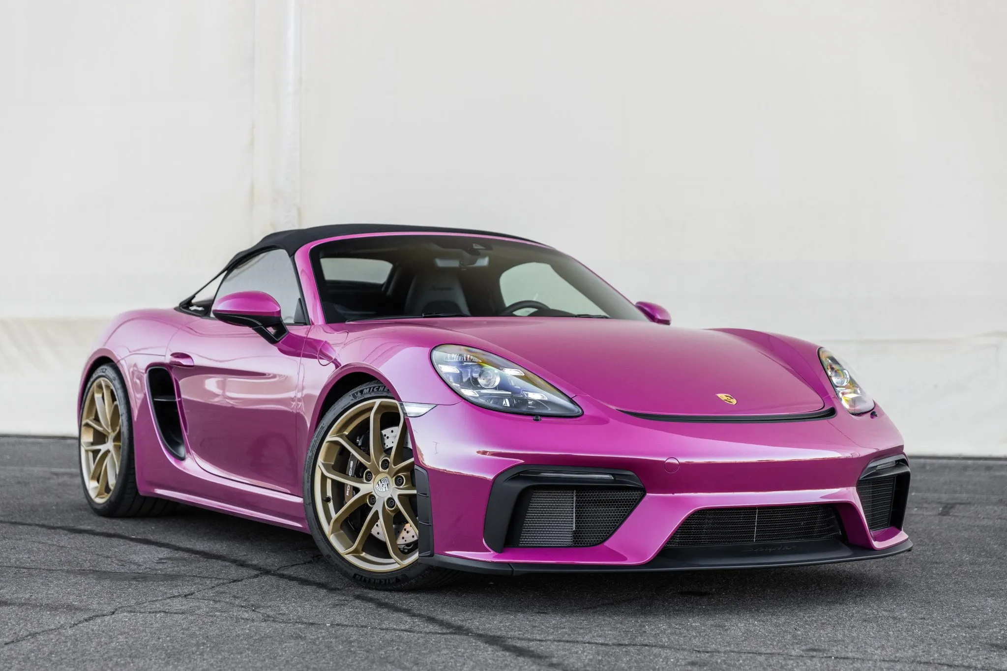 2022 Porsche 718 Spyder in Ruby Star