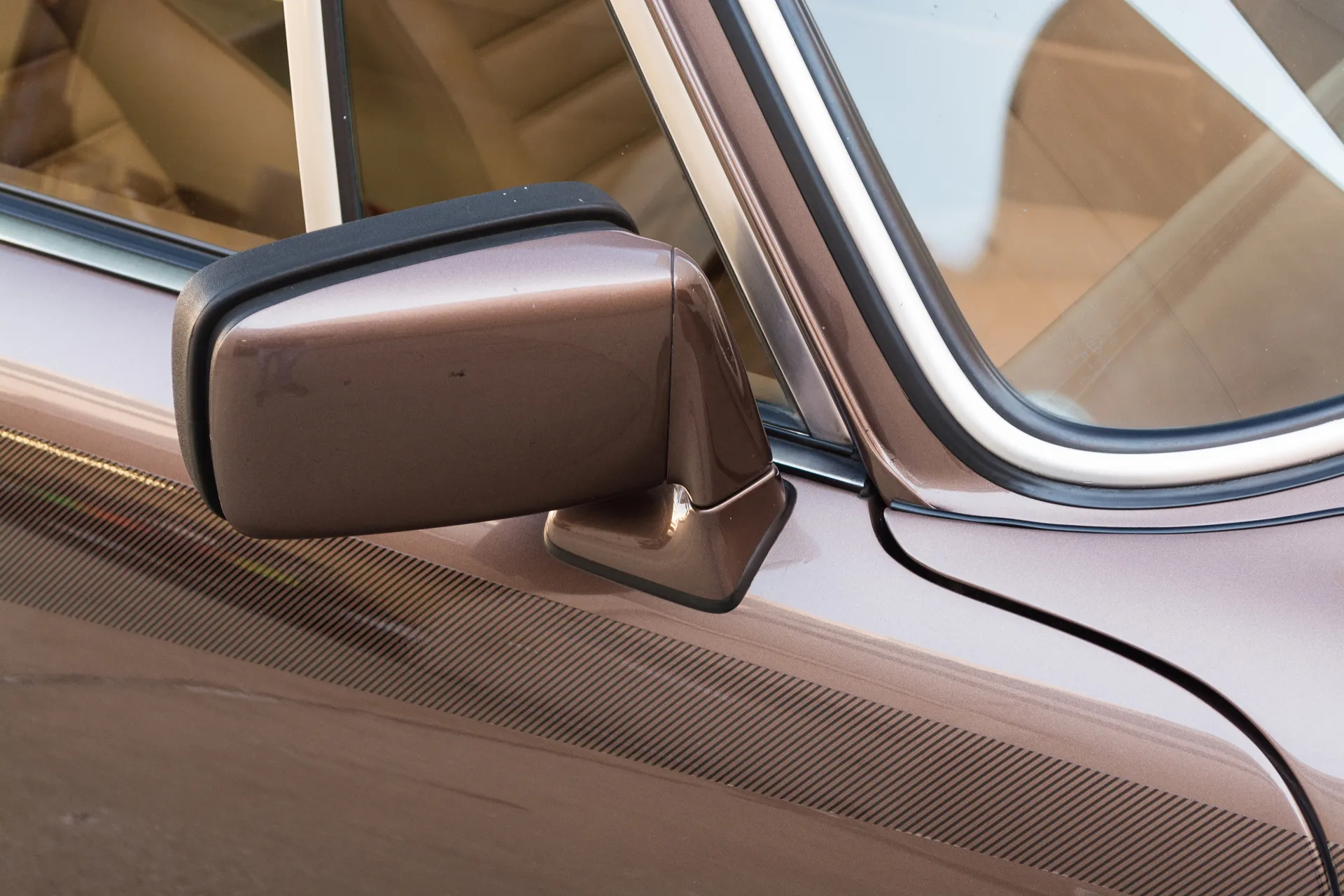 1977 Porsche 911 Turbo Carrera in Copper Brown Metallic