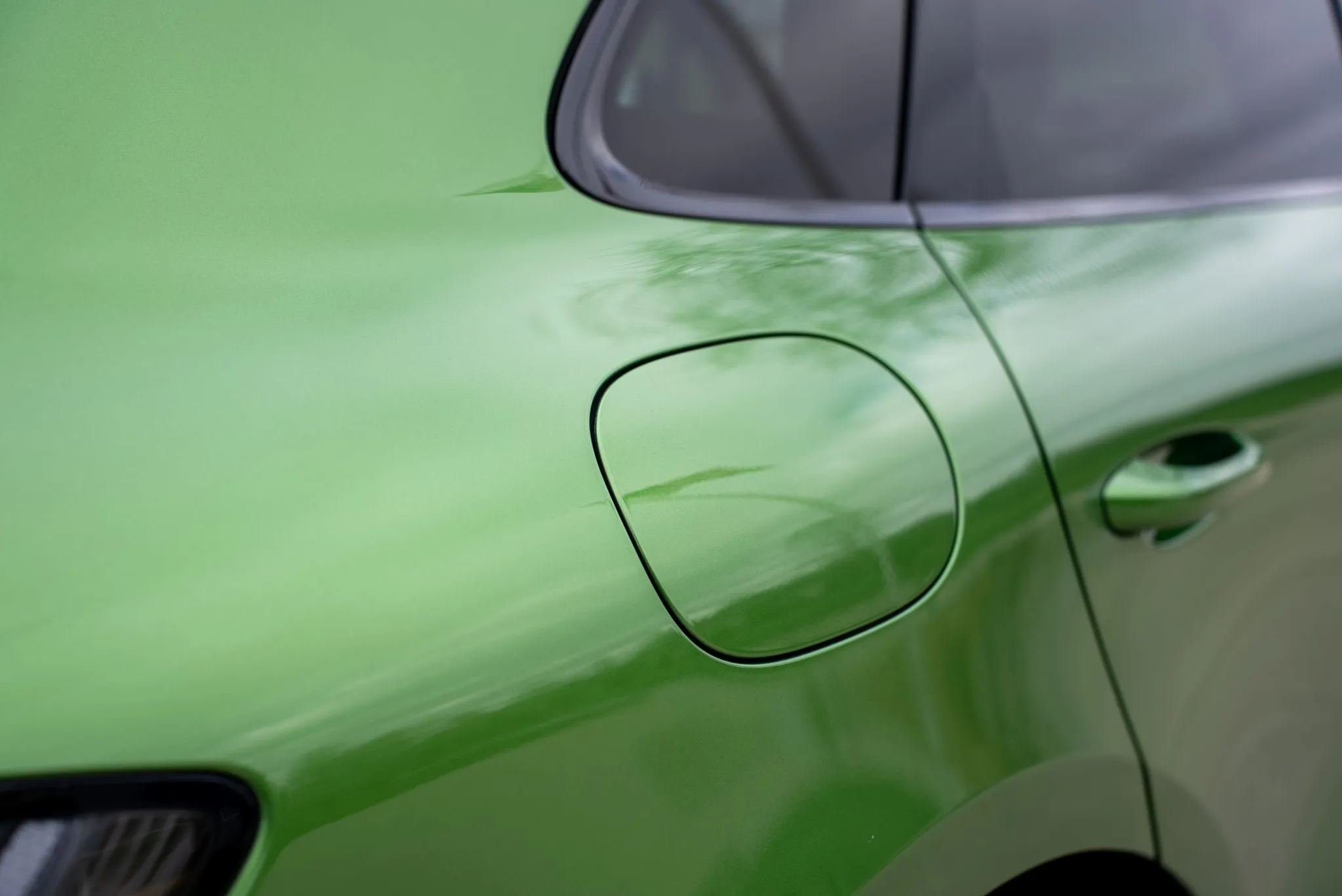 2020 Porsche Macan GTS in Mamba Green Metallic