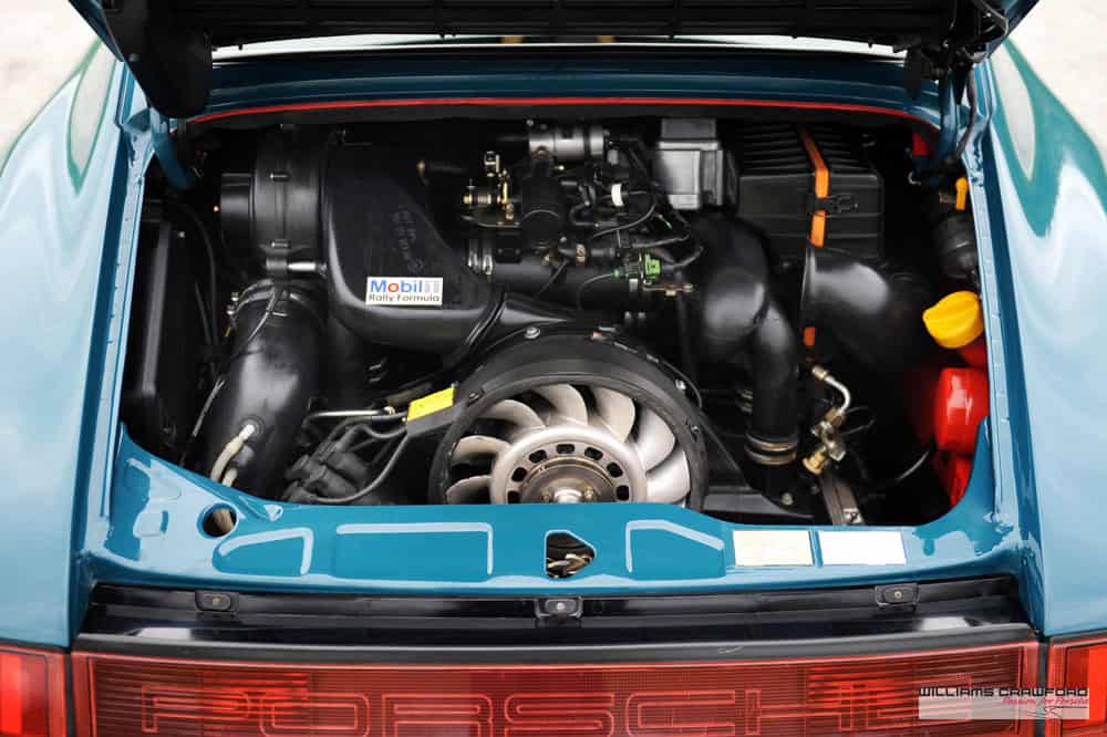 1991 Porsche 911 Carrera 2 in Murano Green