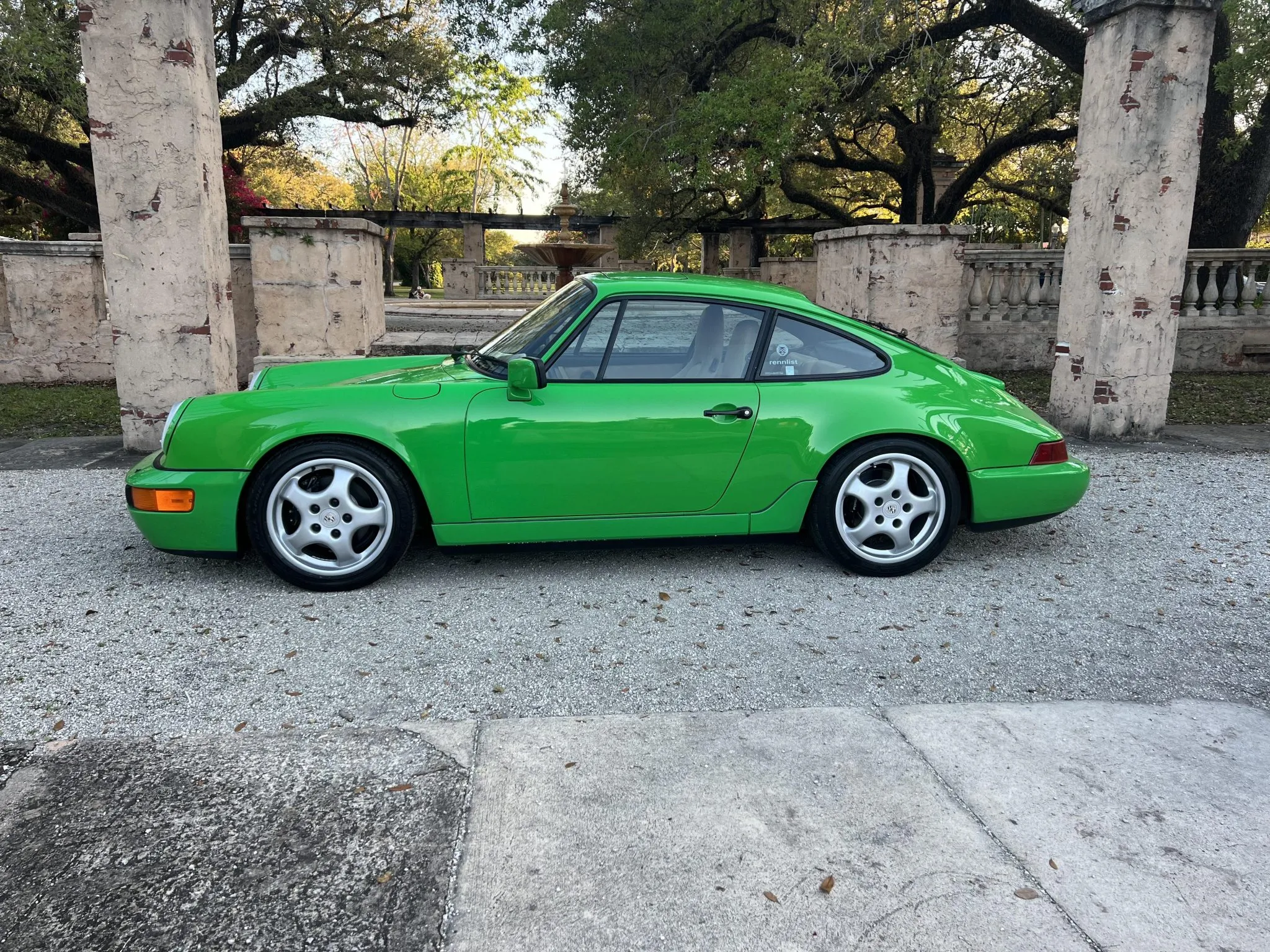 1990 Porsche 911 Carrera 4 Coupe 5-Speed in Speedway Green