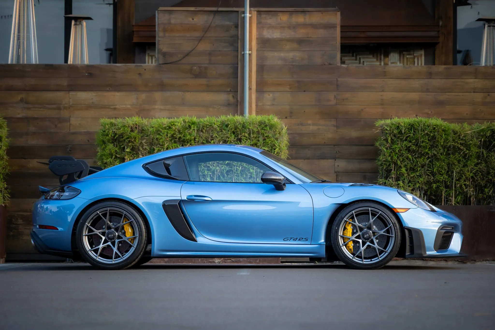 2023 Porsche 718 Cayman GT4 RS Weissach in Gemini Metallic