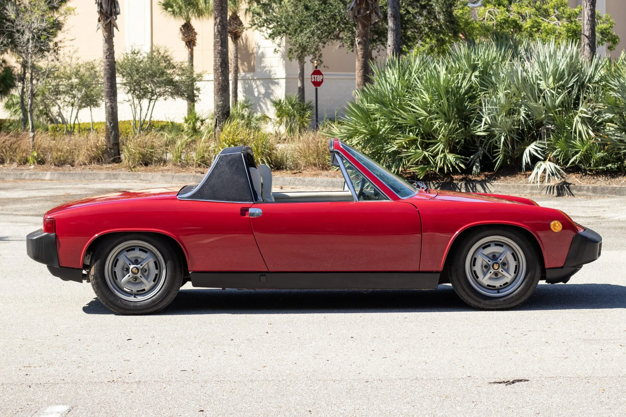 1975 Porsche 914 in Malaga Red